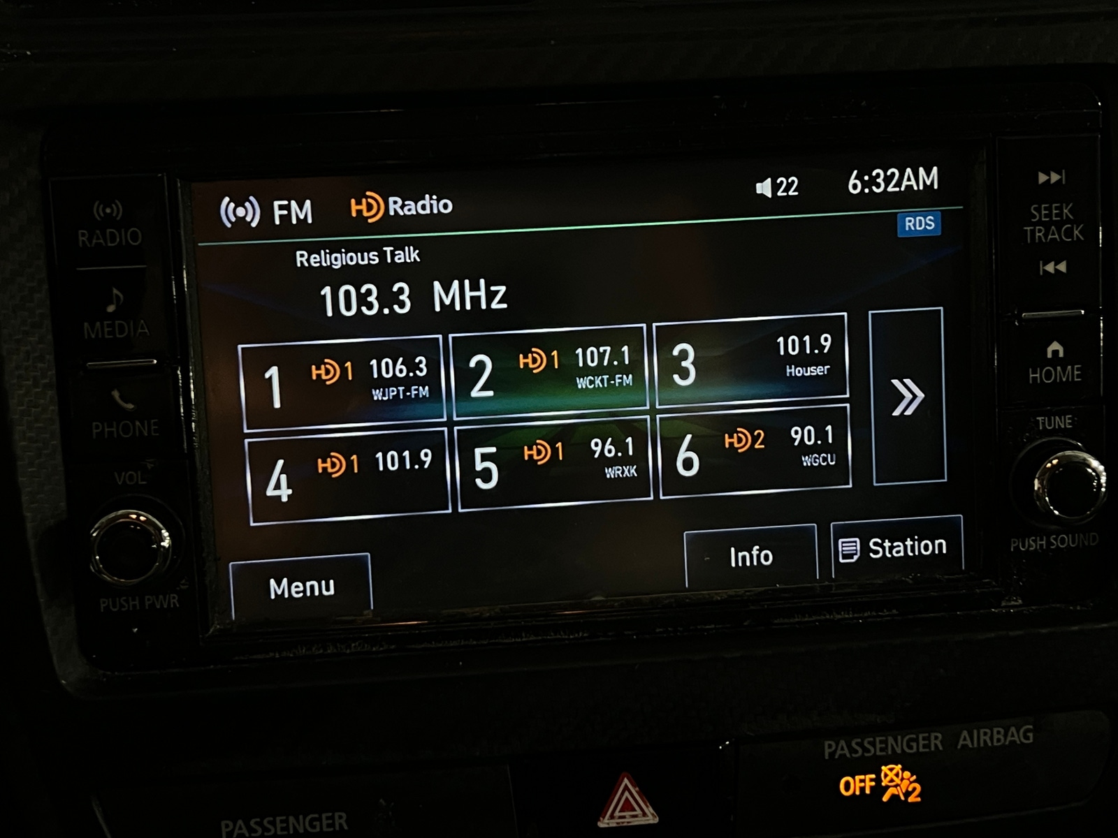 Thumbnail: 2019 Mitsubishi Outlander Sport - 4