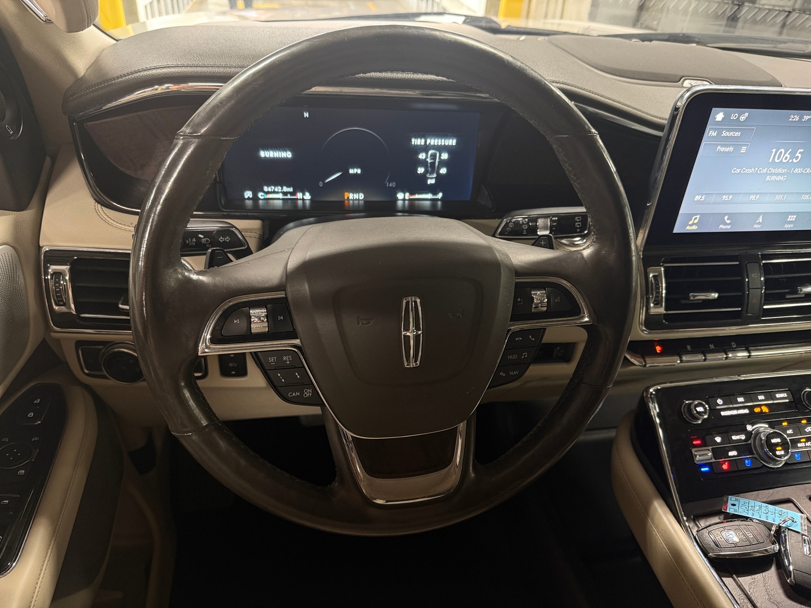 Thumbnail: 2018 Lincoln Navigator L - 4