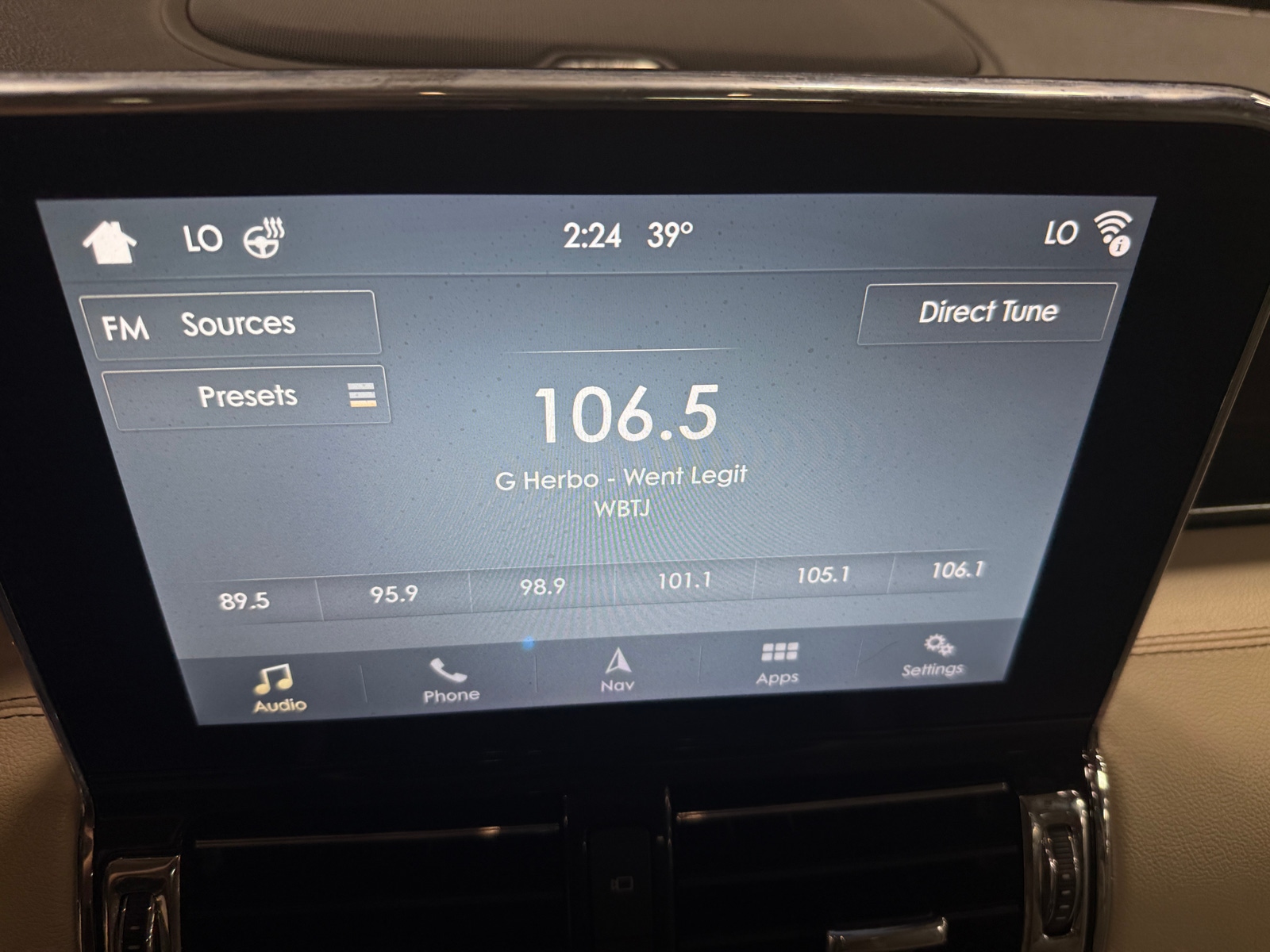 Thumbnail: 2018 Lincoln Navigator L - 3