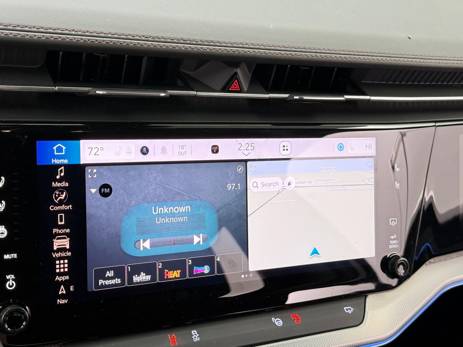 Thumbnail: 2024 Jeep Wagoneer S - 3