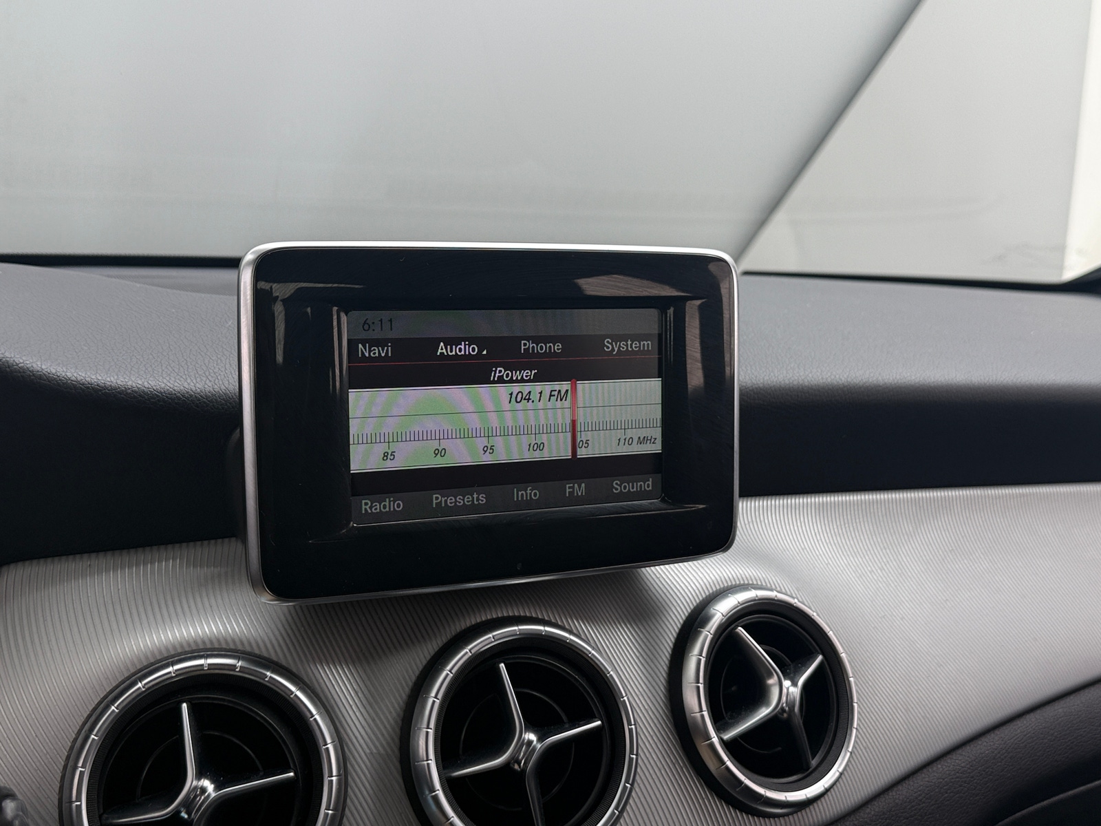 Thumbnail: 2014 Mercedes-Benz CLA - 3