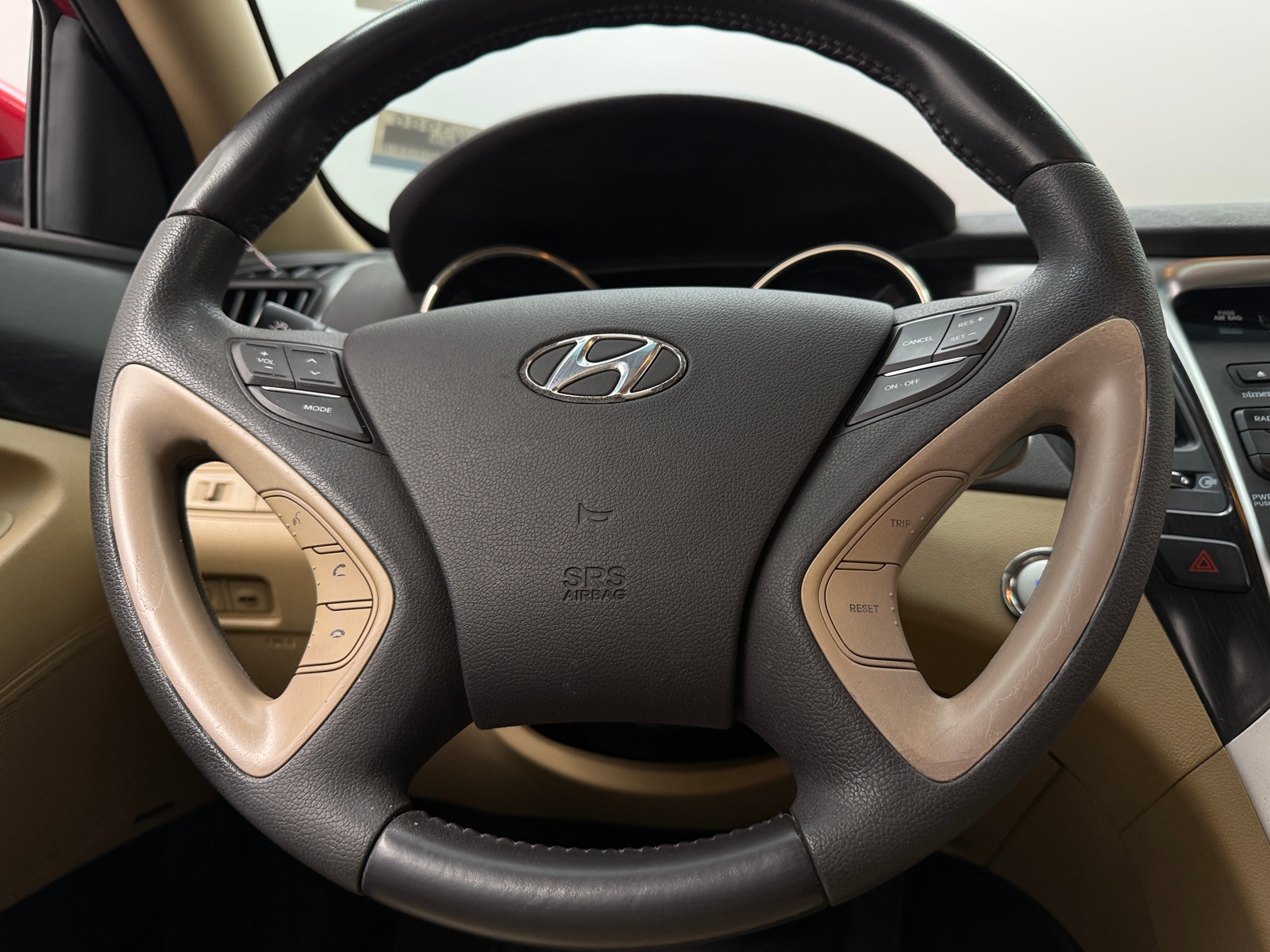 Thumbnail: 2013 Hyundai Sonata - 4