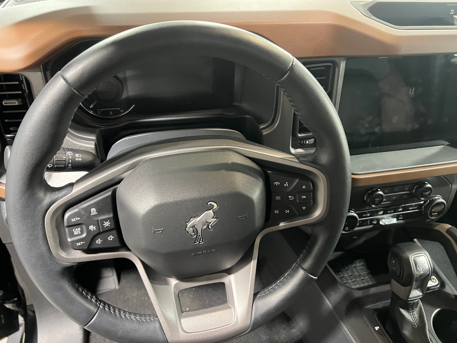 Thumbnail: 2024 Ford Bronco - 4