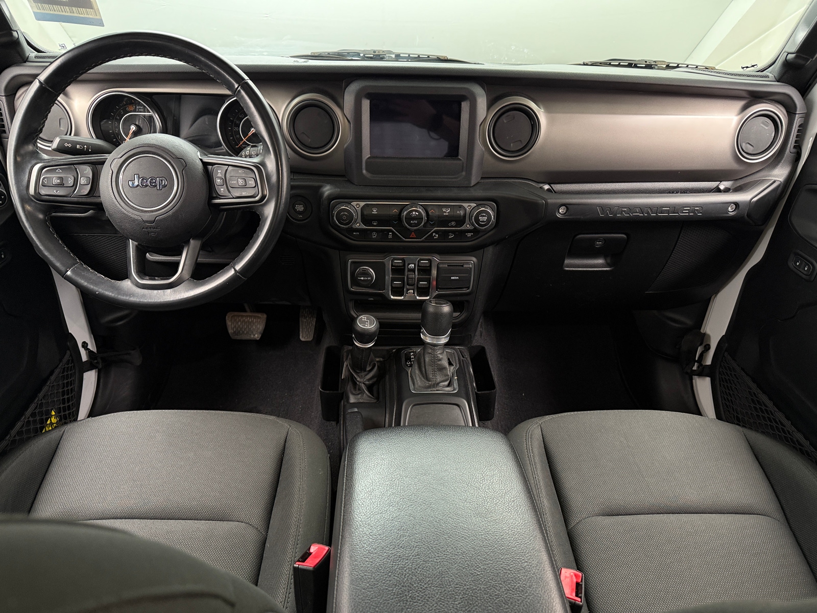 Thumbnail: 2020 Jeep Wrangler - 3