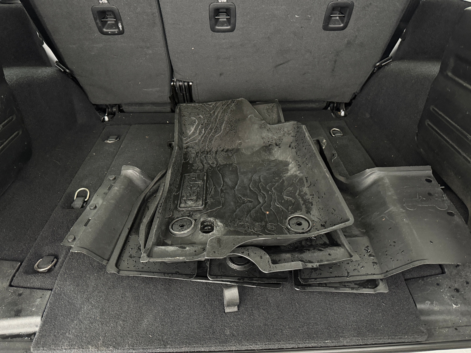 Thumbnail: 2020 Jeep Wrangler - 7