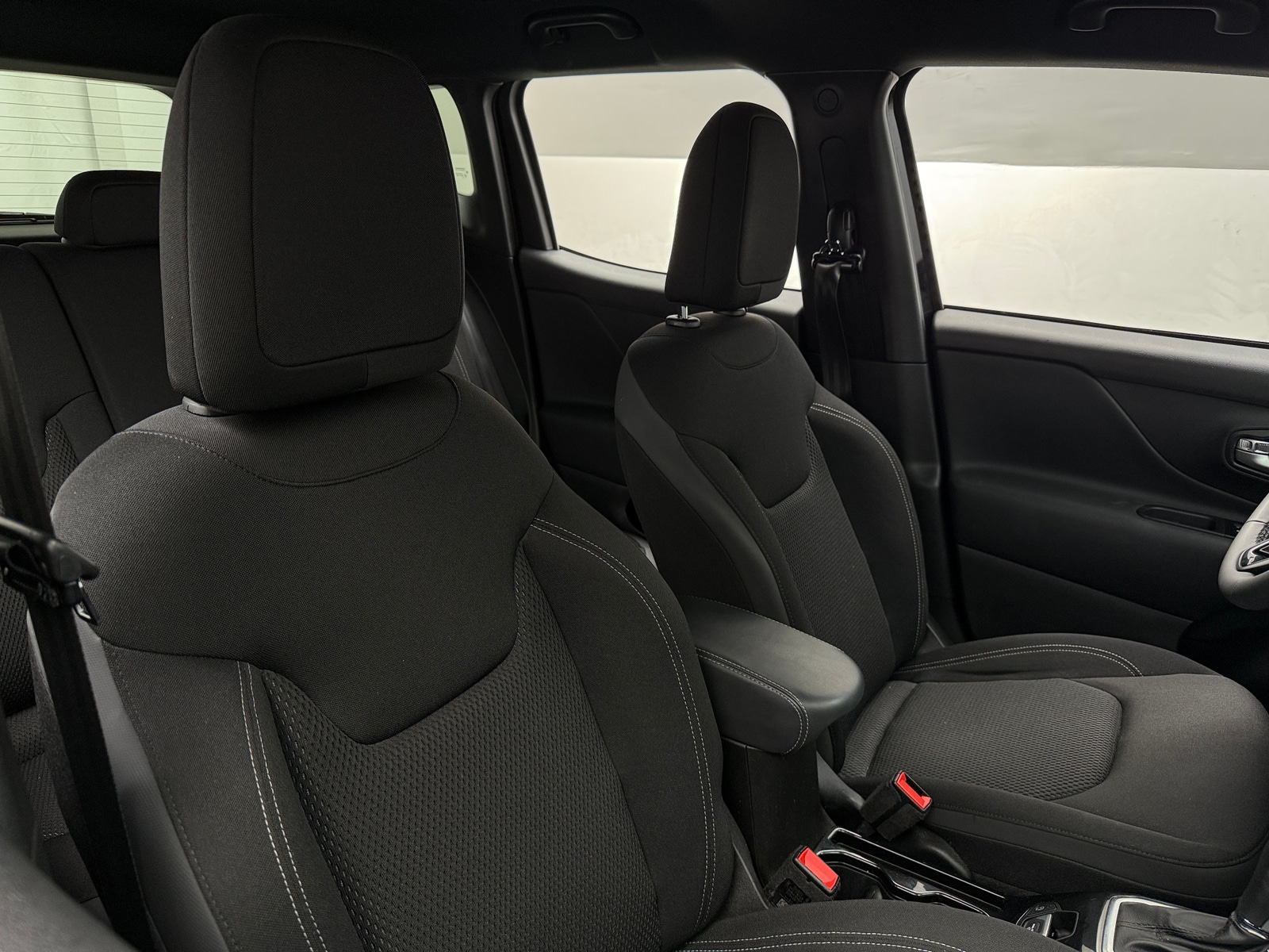 Thumbnail: 2022 Jeep Renegade - 2