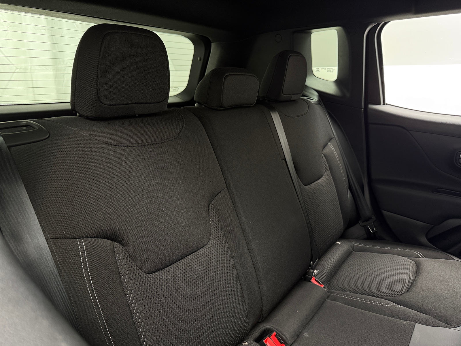 Thumbnail: 2022 Jeep Renegade - 5