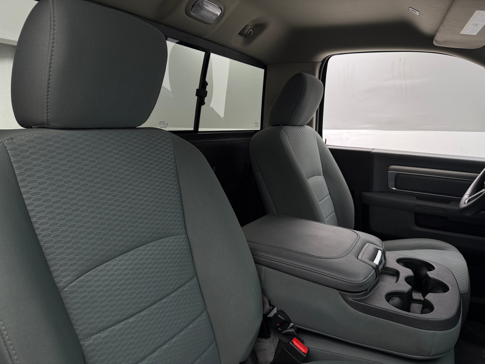 Thumbnail: 2019 RAM 1500 Classic - 2