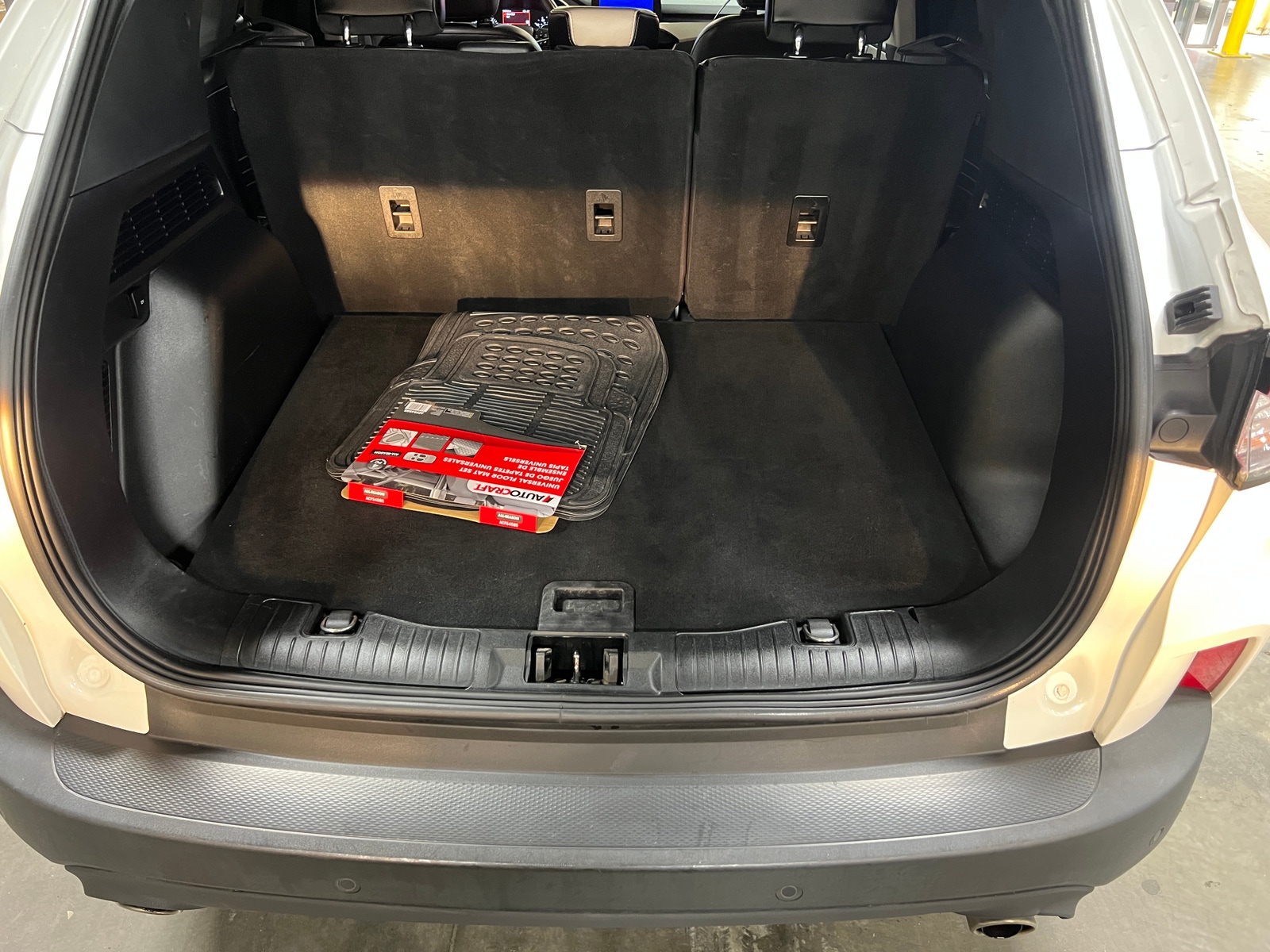 Thumbnail: 2021 Ford Escape - 6