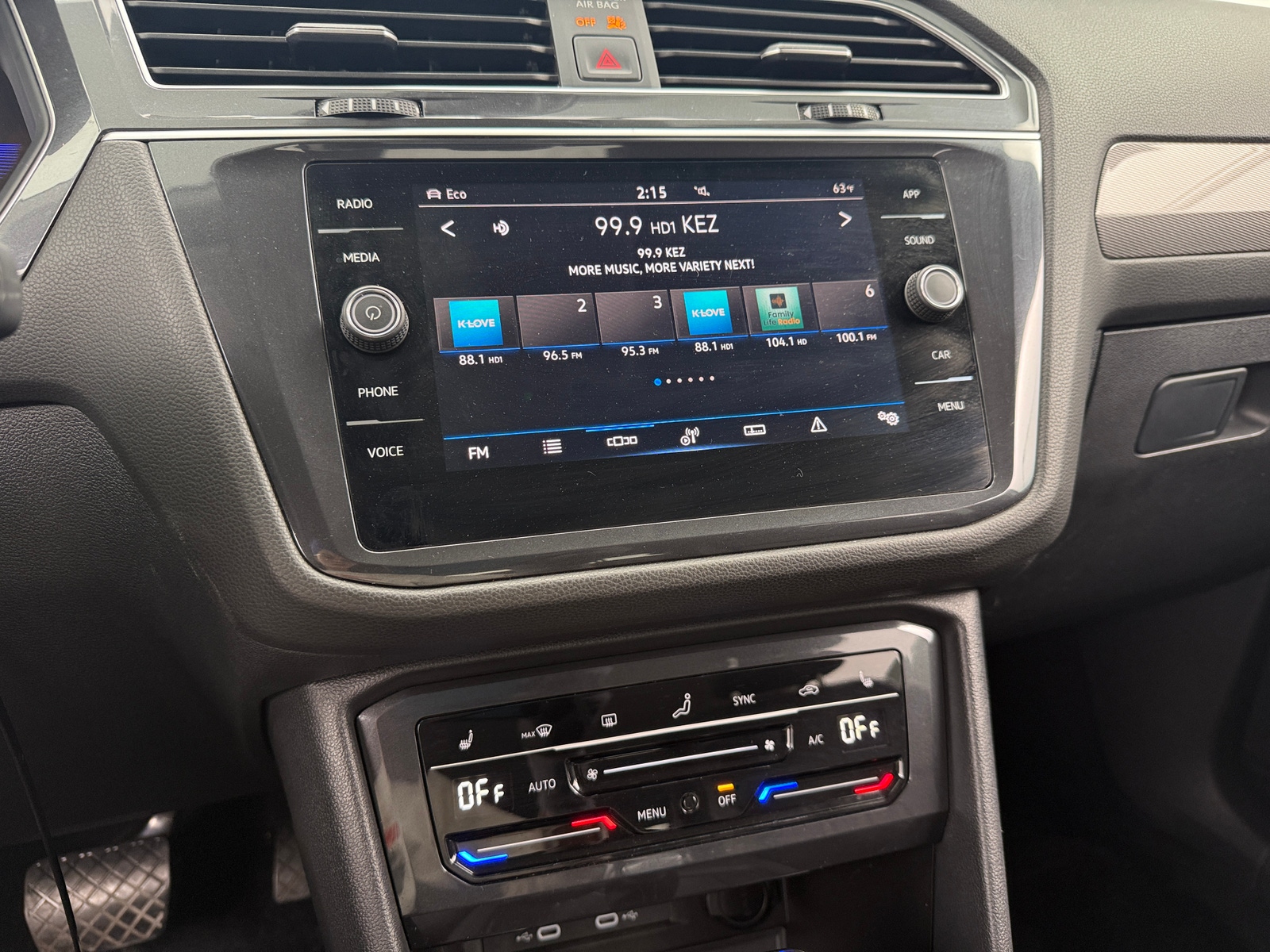 Thumbnail: 2024 Volkswagen Tiguan - 4