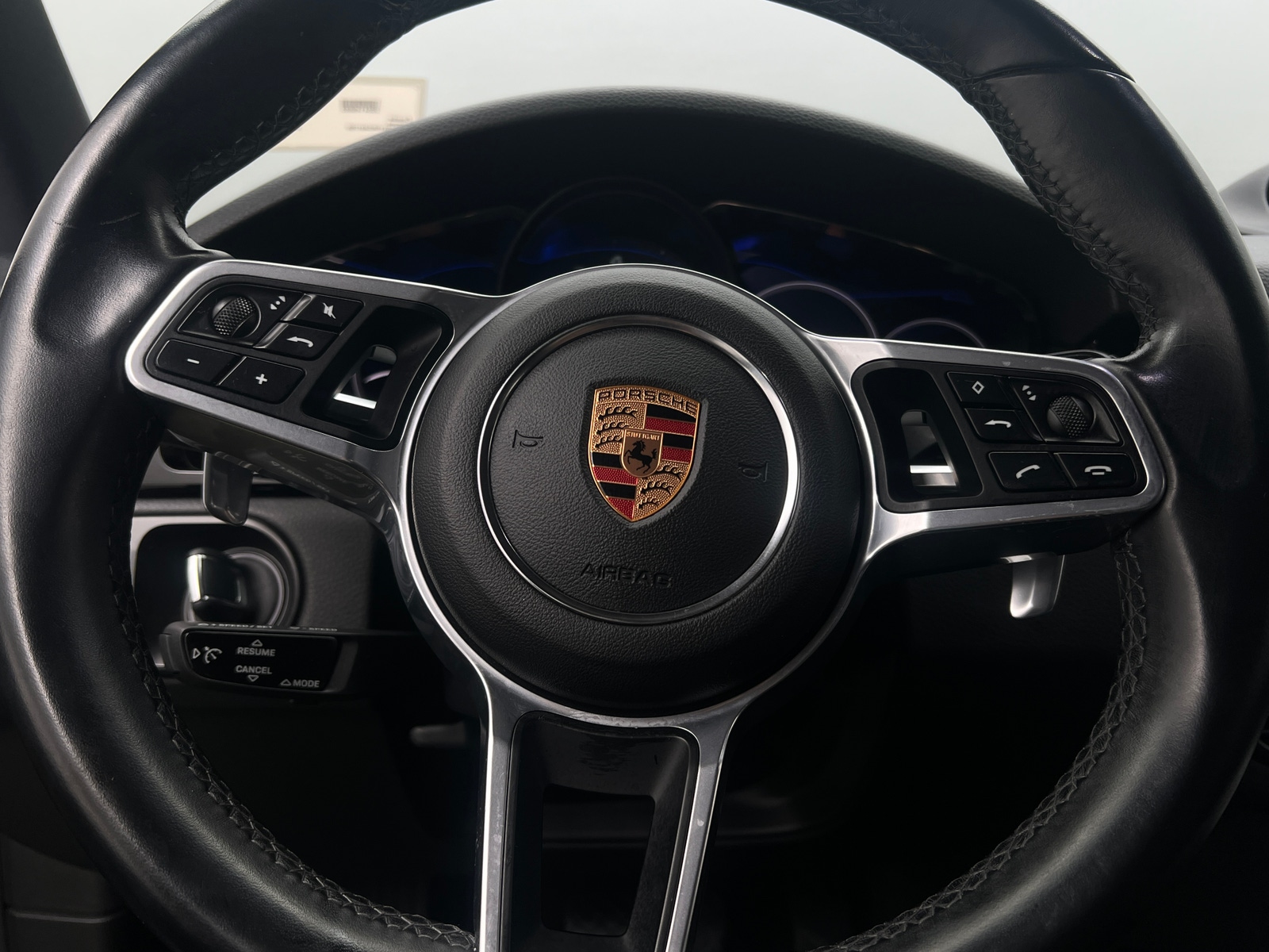 Thumbnail: 2019 Porsche Cayenne - 4