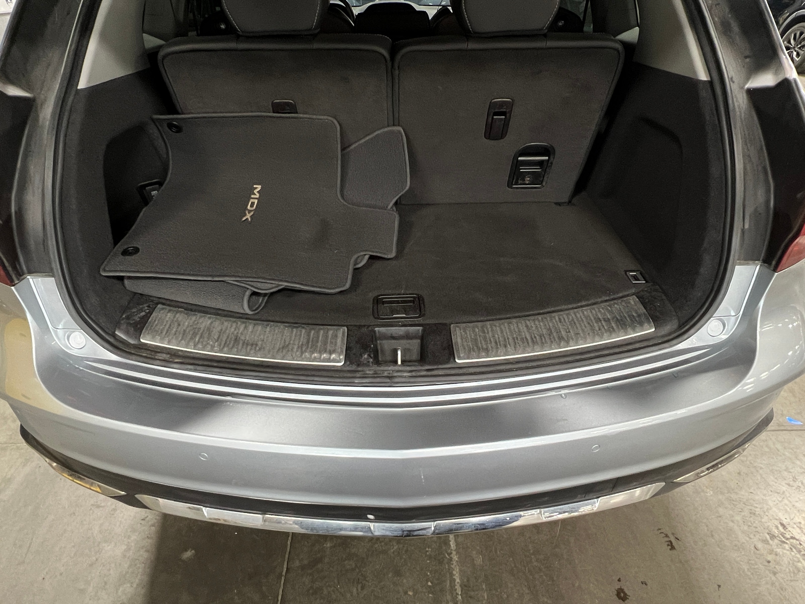 Thumbnail: 2020 Acura MDX - 6