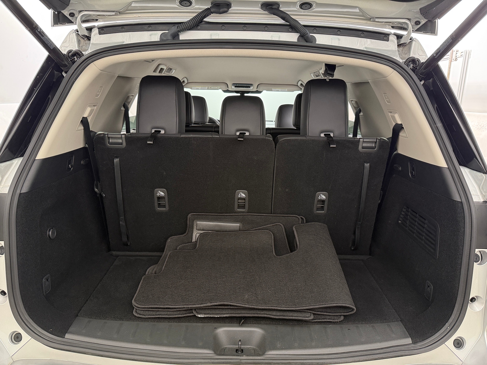 Thumbnail: 2024 Nissan Pathfinder - 6