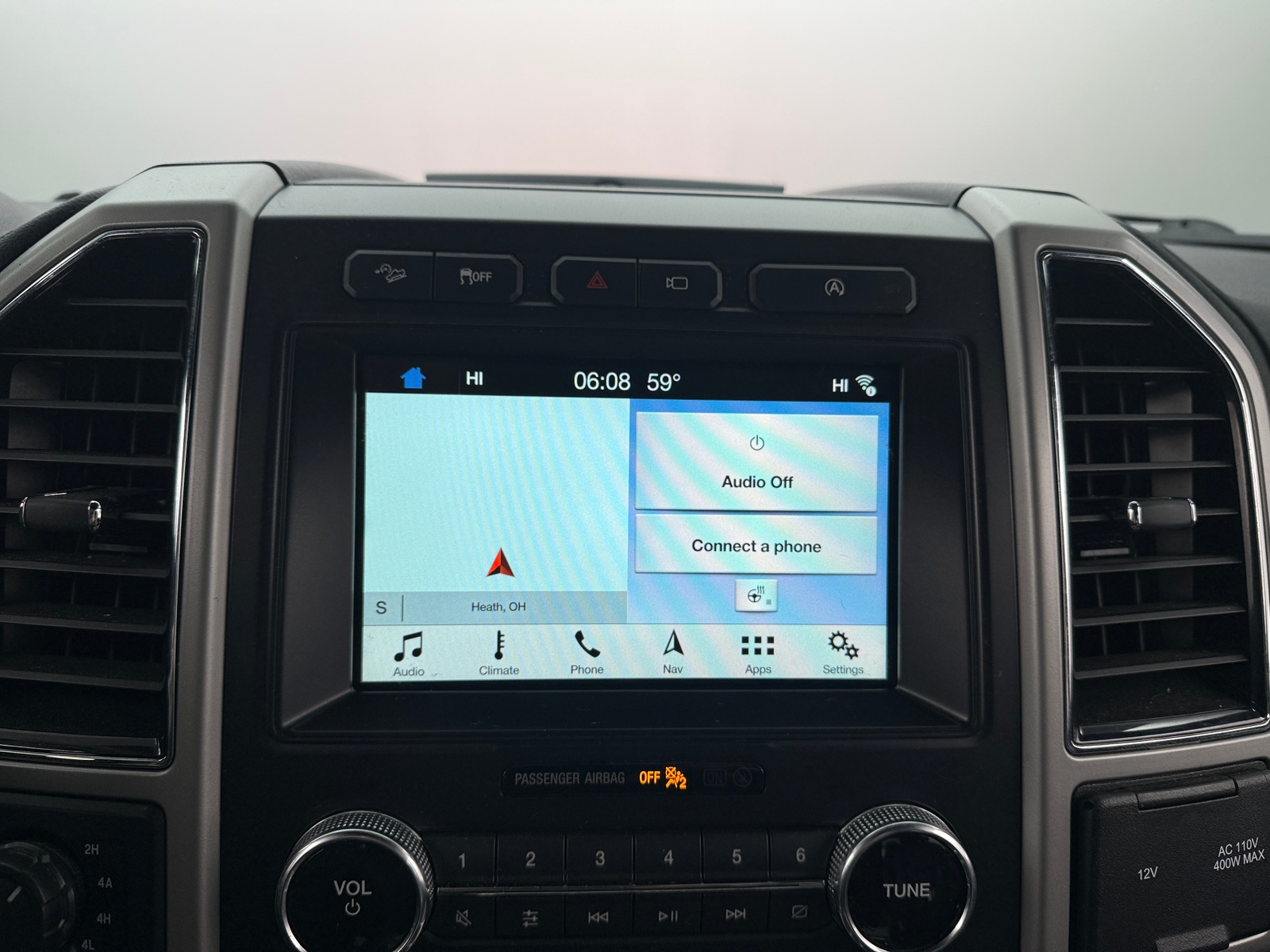 Thumbnail: 2018 Ford Econoline - 3