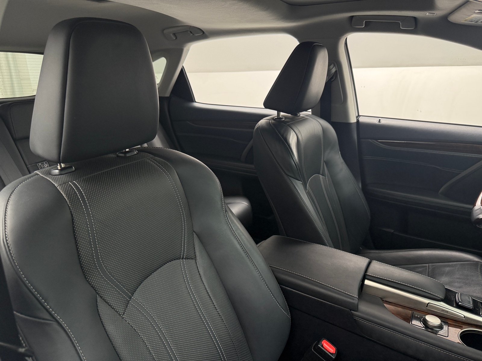 Thumbnail: 2019 Lexus RX - 2