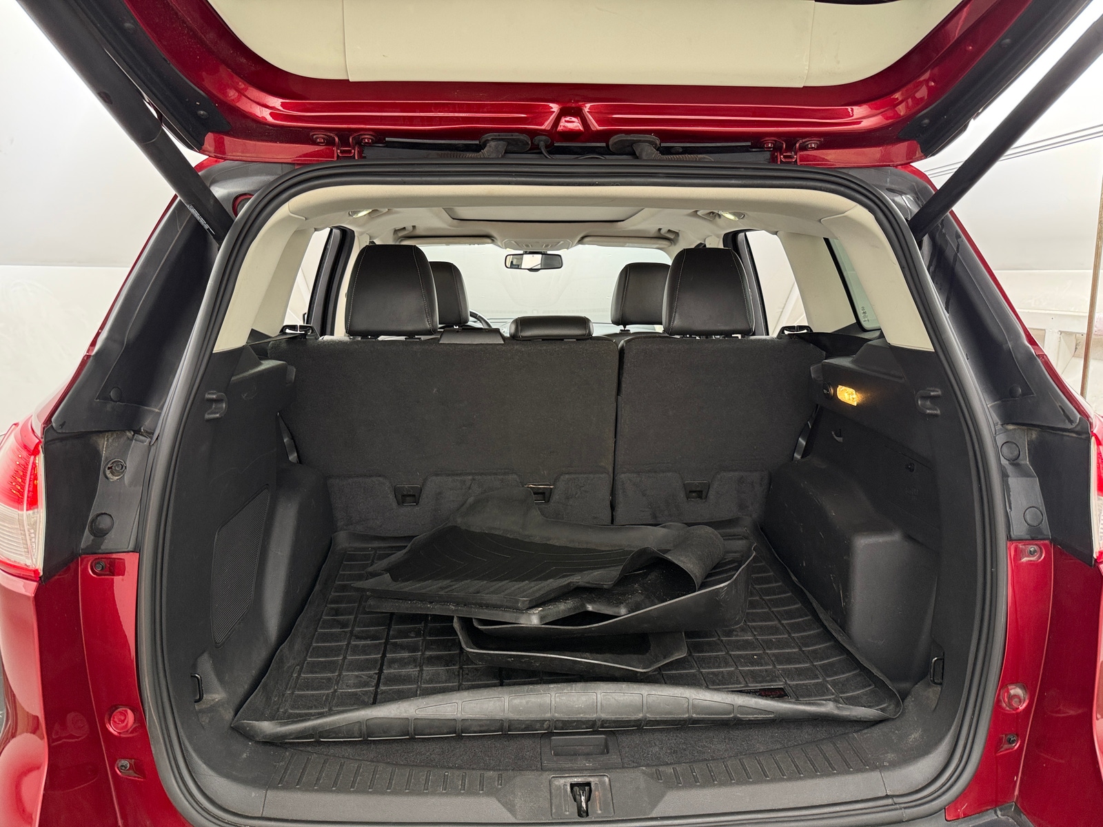 Thumbnail: 2016 Ford Escape - 6