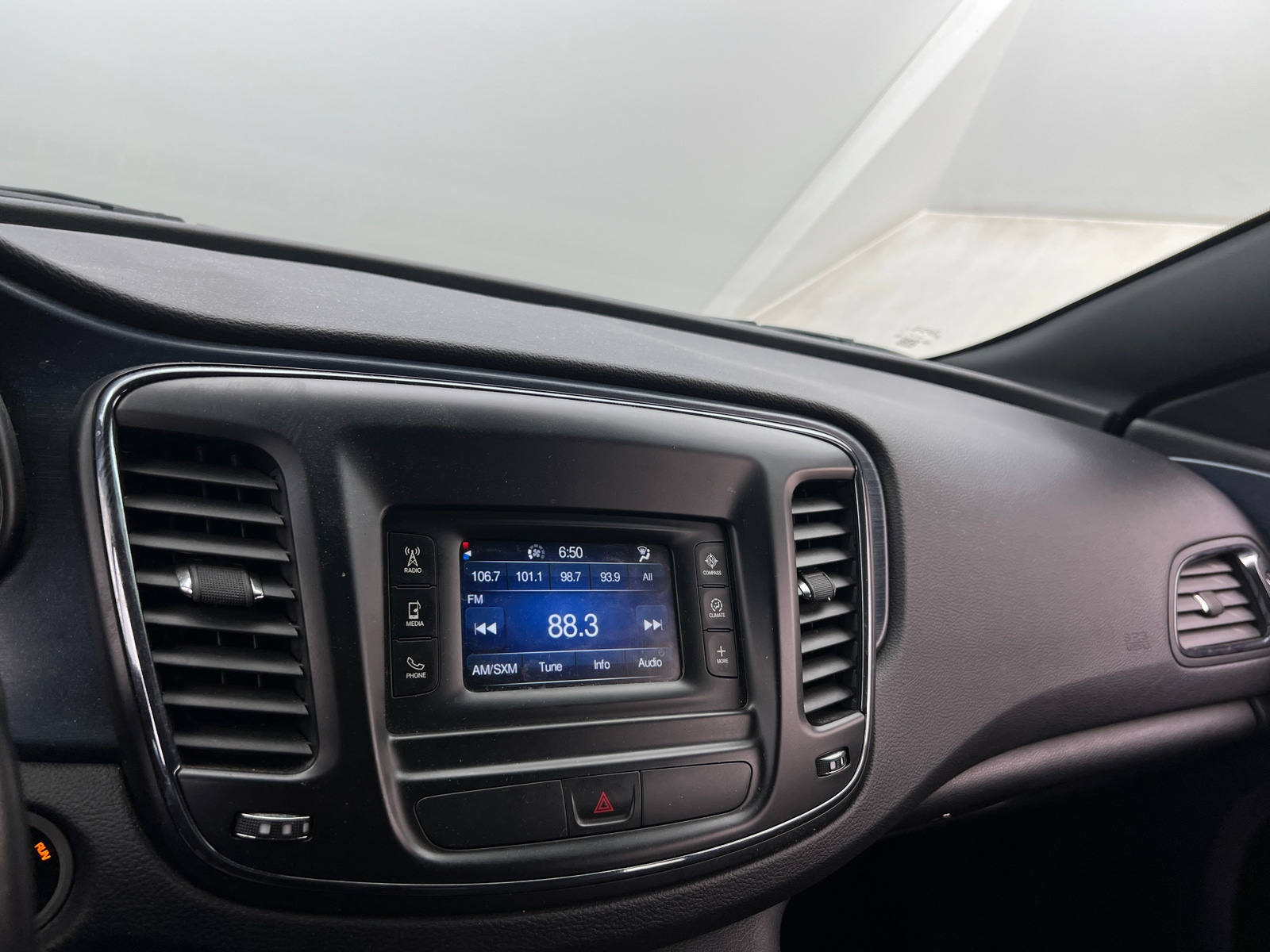 Thumbnail: 2015 Chrysler 200 - 3