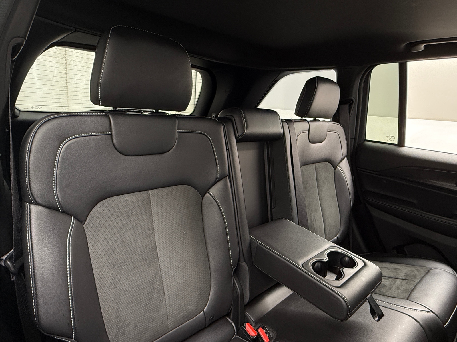 Thumbnail: 2025 Jeep Grand Cherokee - 5