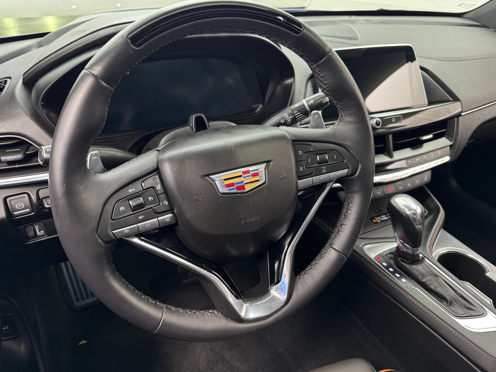 Thumbnail: 2024 Cadillac CT4 - 4