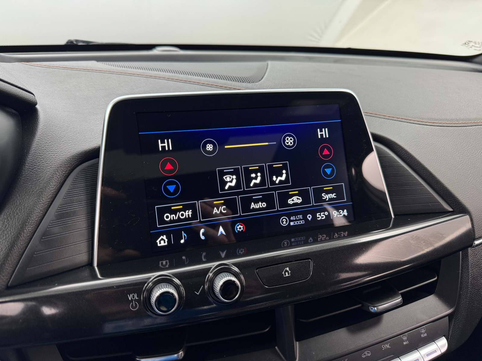 Thumbnail: 2024 Cadillac CT4 - 3