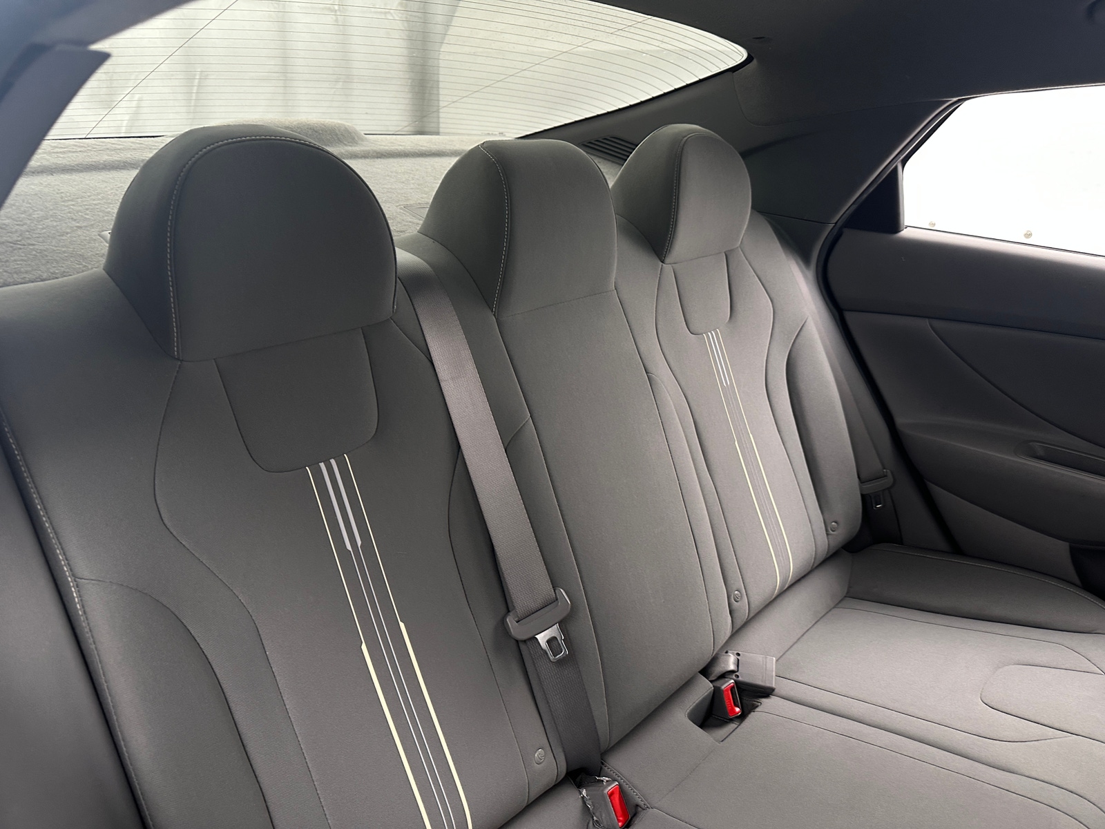 Thumbnail: 2022 Hyundai Elantra - 6