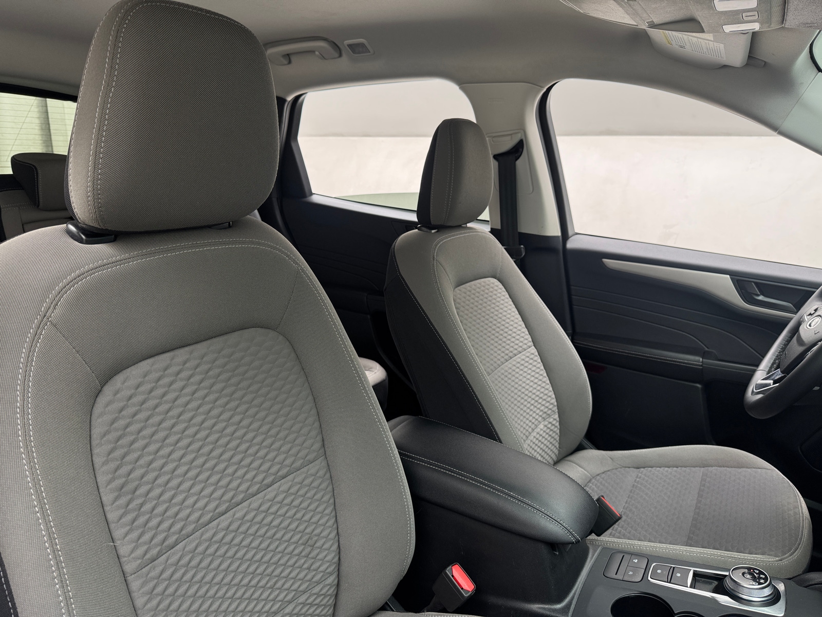 Thumbnail: 2022 Ford Escape - 2