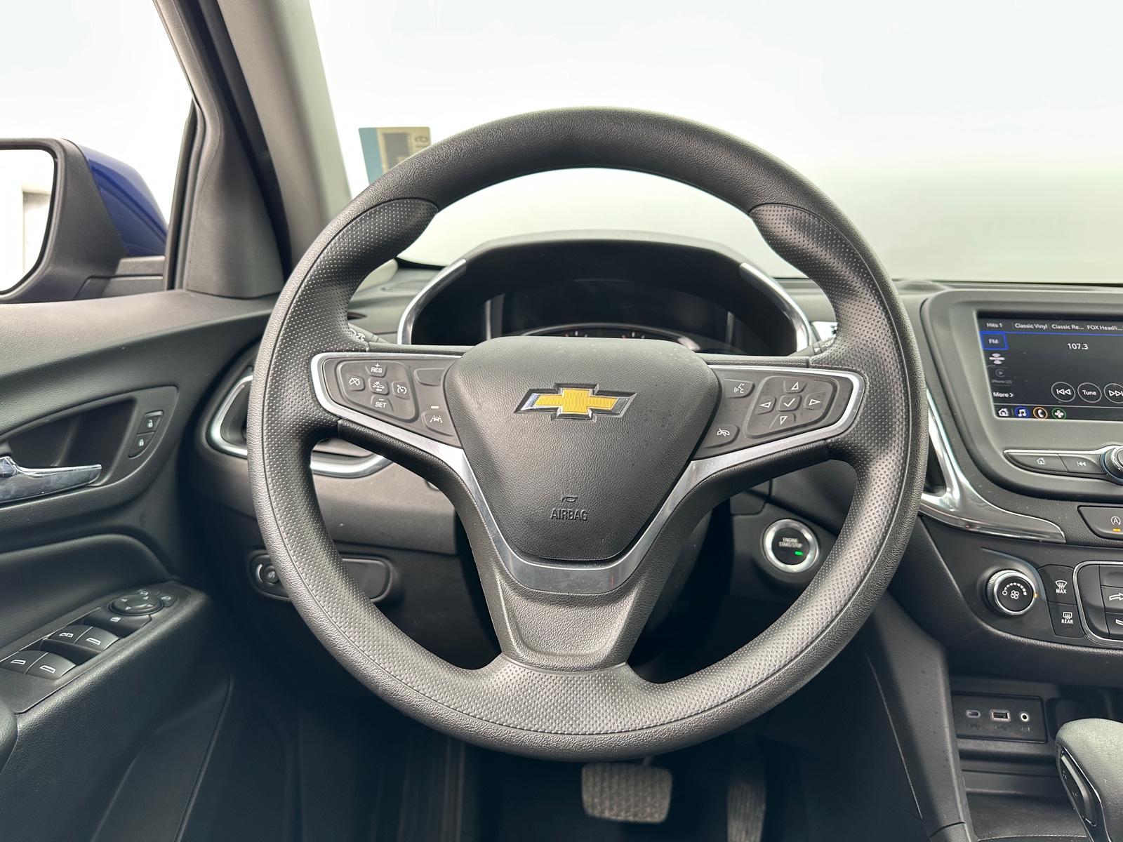 Thumbnail: 2022 Chevrolet Equinox - 5