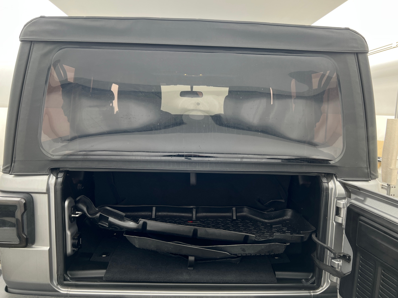 Thumbnail: 2019 Jeep Wrangler - 7