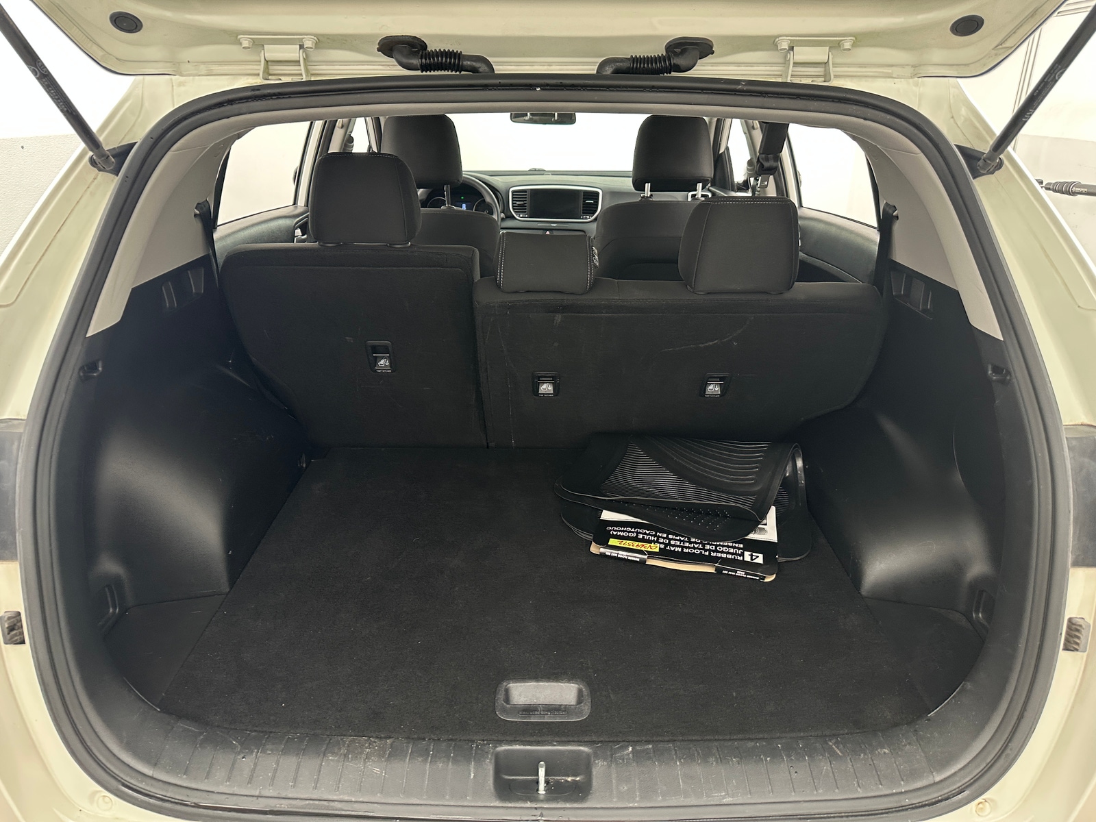 Thumbnail: 2022 Kia Sportage - 7