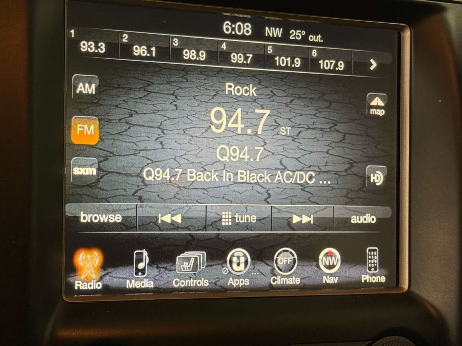 Thumbnail: 2014 Jeep Grand Cherokee - 3