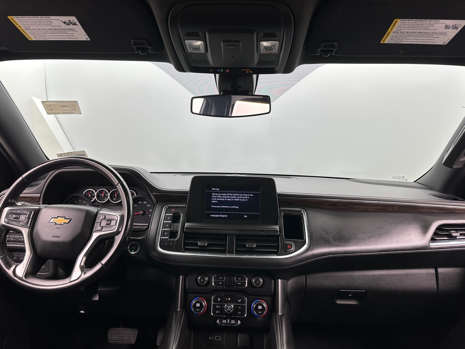 Thumbnail: 2022 Chevrolet Tahoe - 3