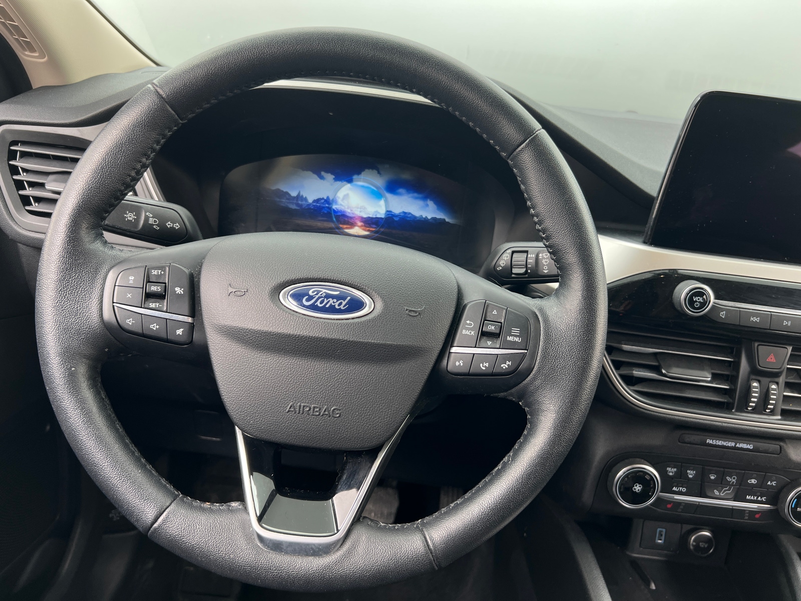 Thumbnail: 2020 Ford Escape - 5