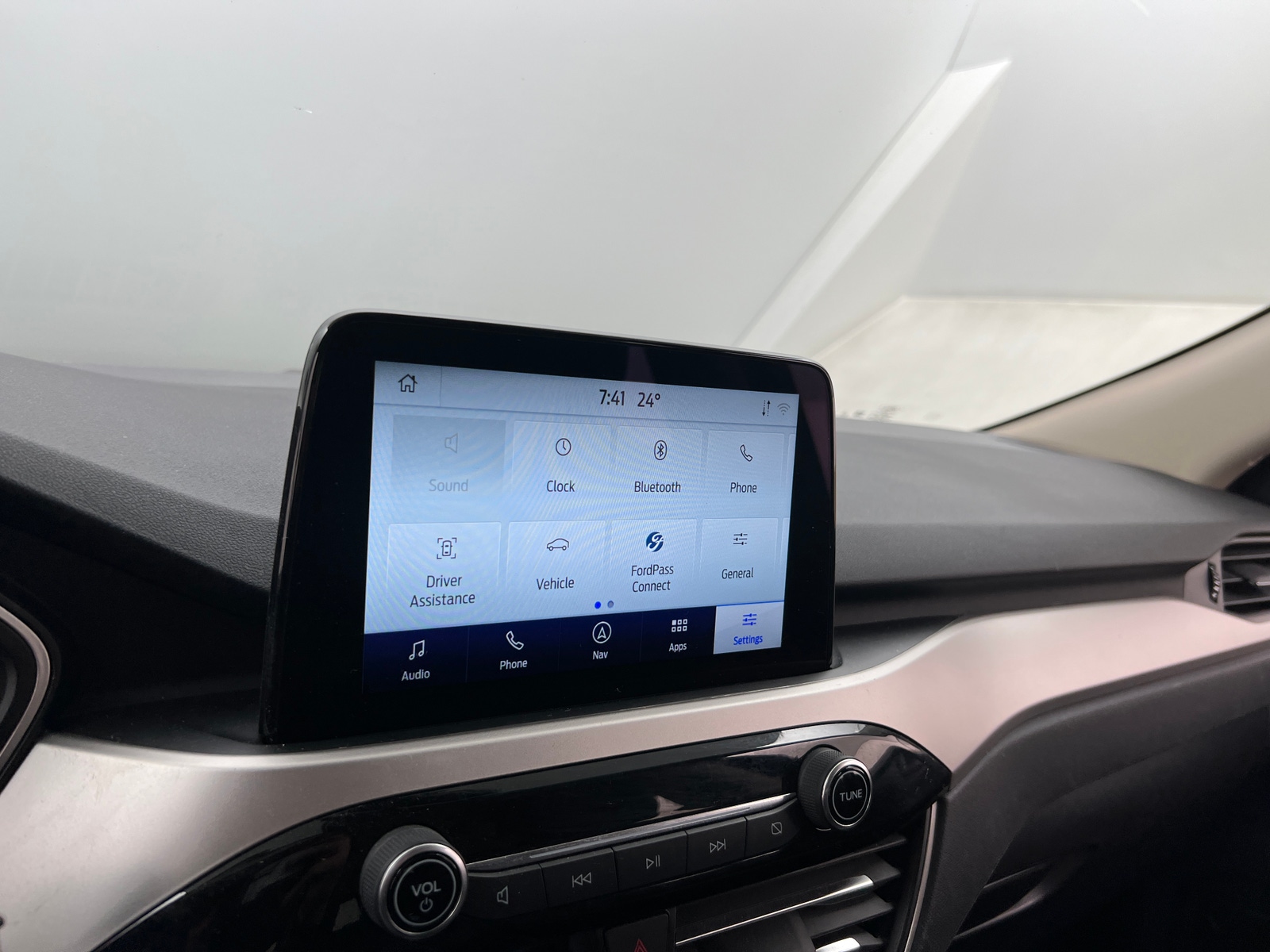 Thumbnail: 2020 Ford Escape - 4