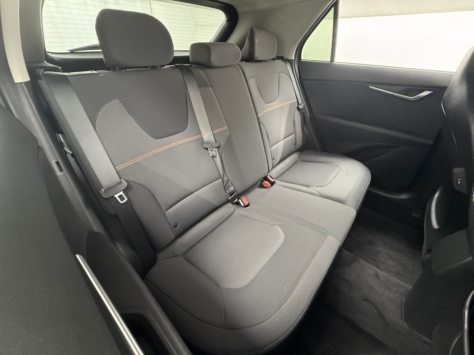 Thumbnail: 2023 Kia Niro - 6