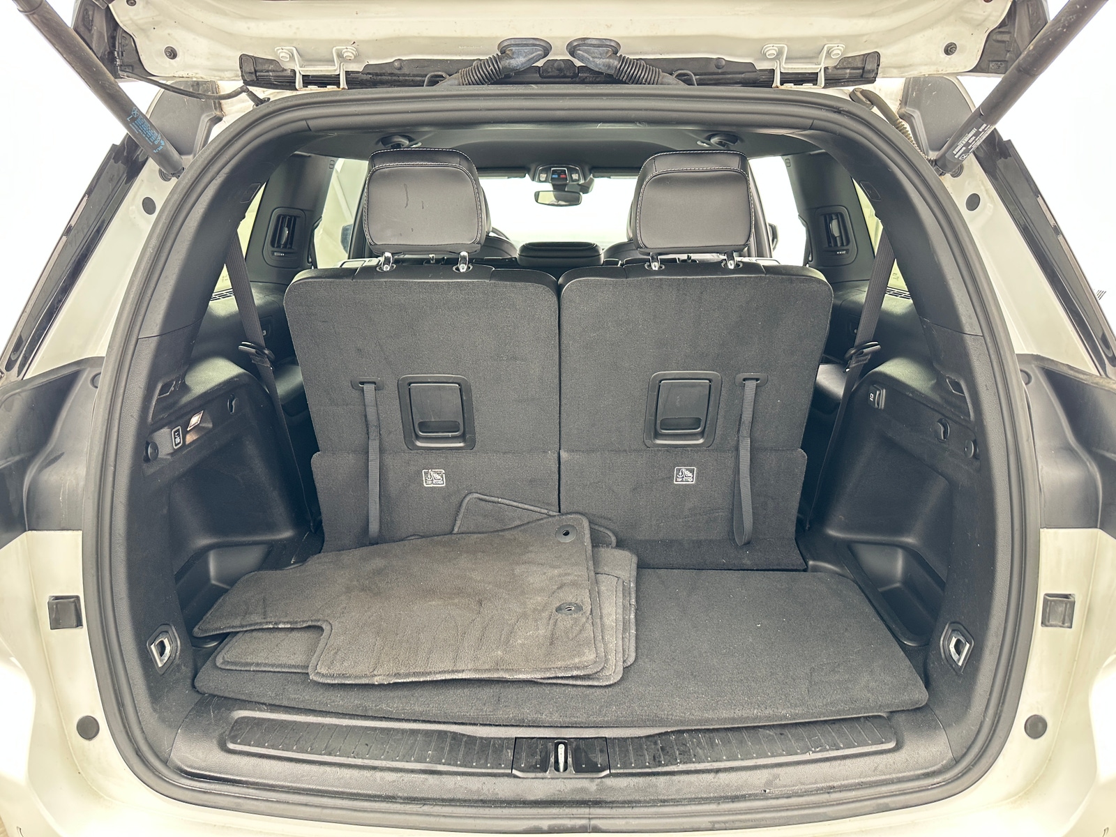 Thumbnail: 2023 Jeep Grand Cherokee L - 6