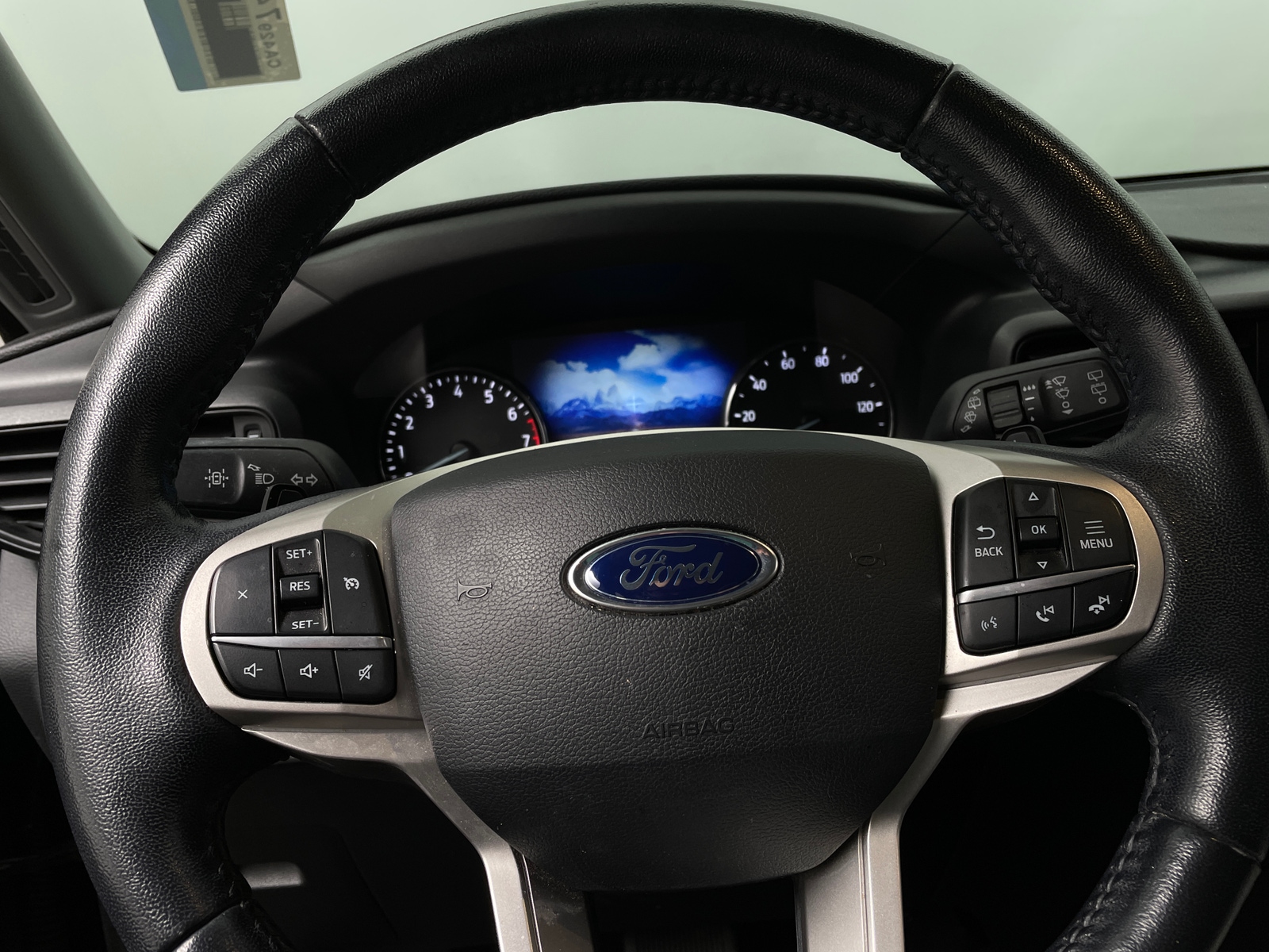 Thumbnail: 2020 Ford Explorer - 5