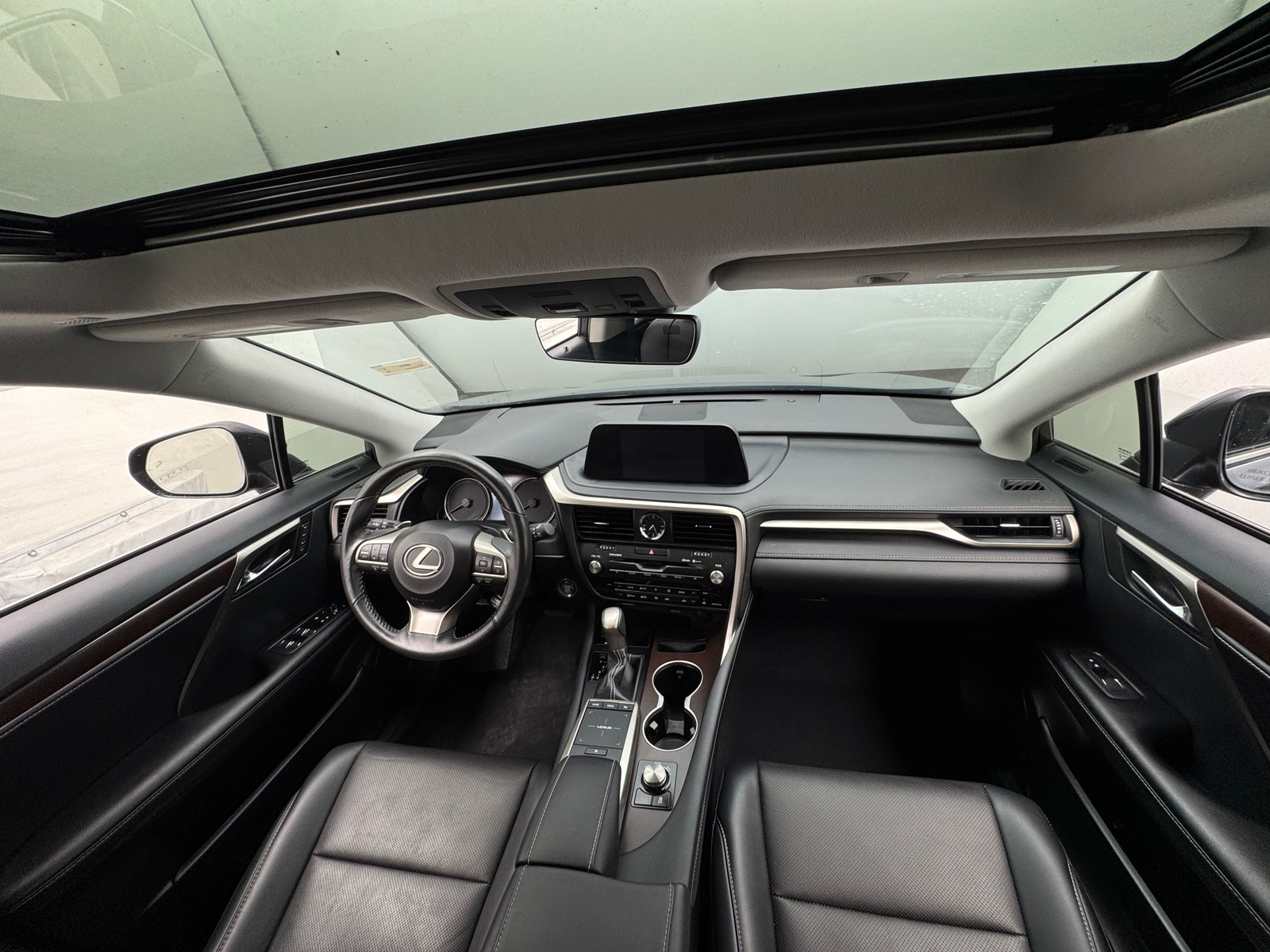 Thumbnail: 2022 Lexus RX - 3