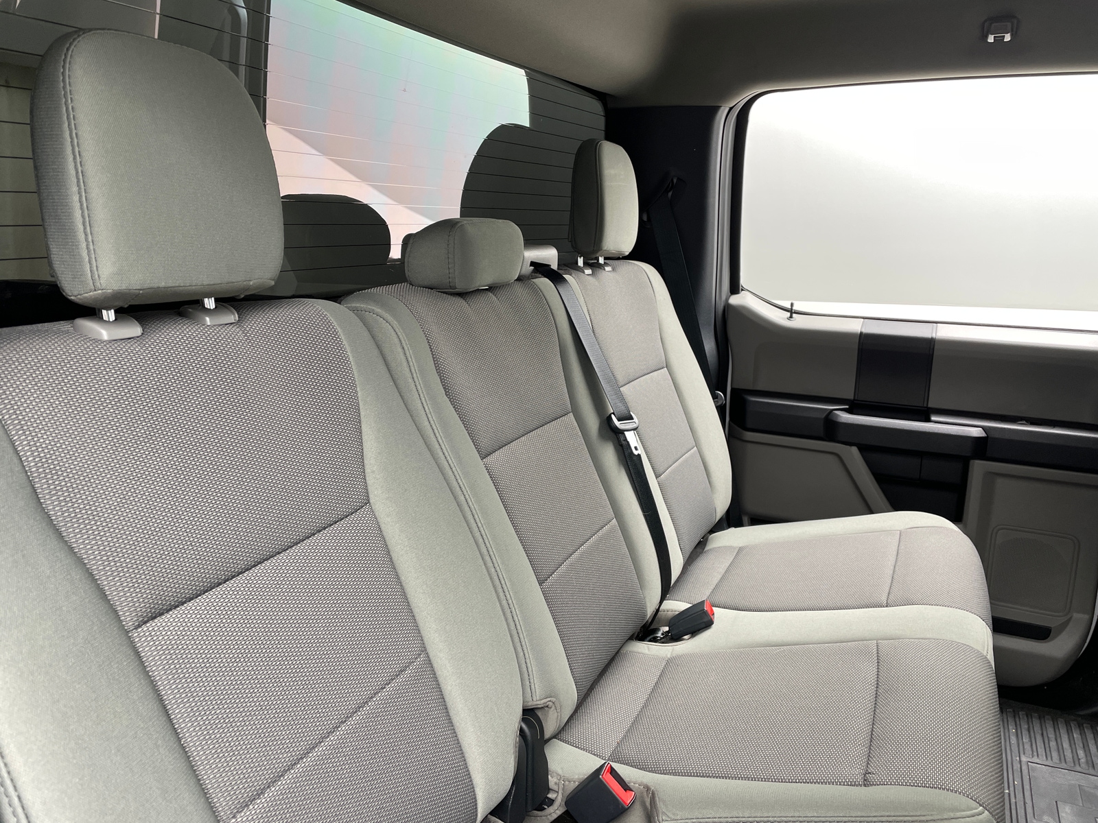 Thumbnail: 2020 Ford Econoline - 6