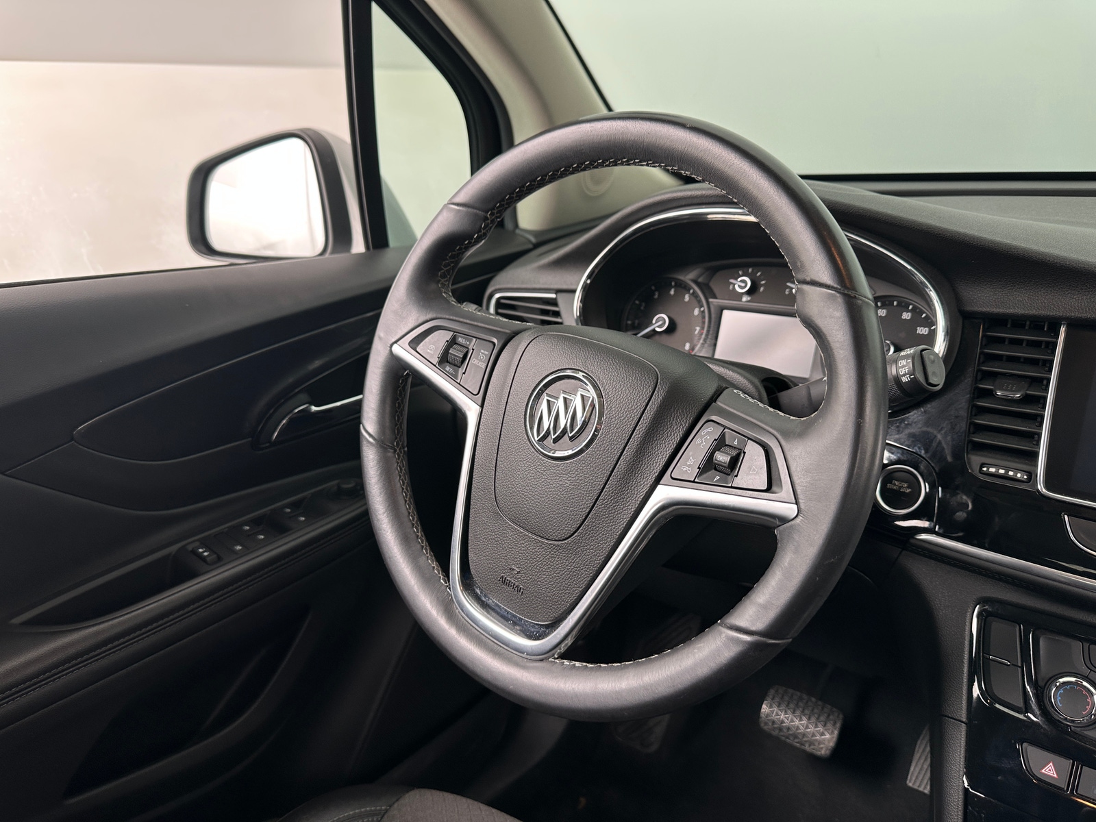 Thumbnail: 2019 Buick Encore - 4