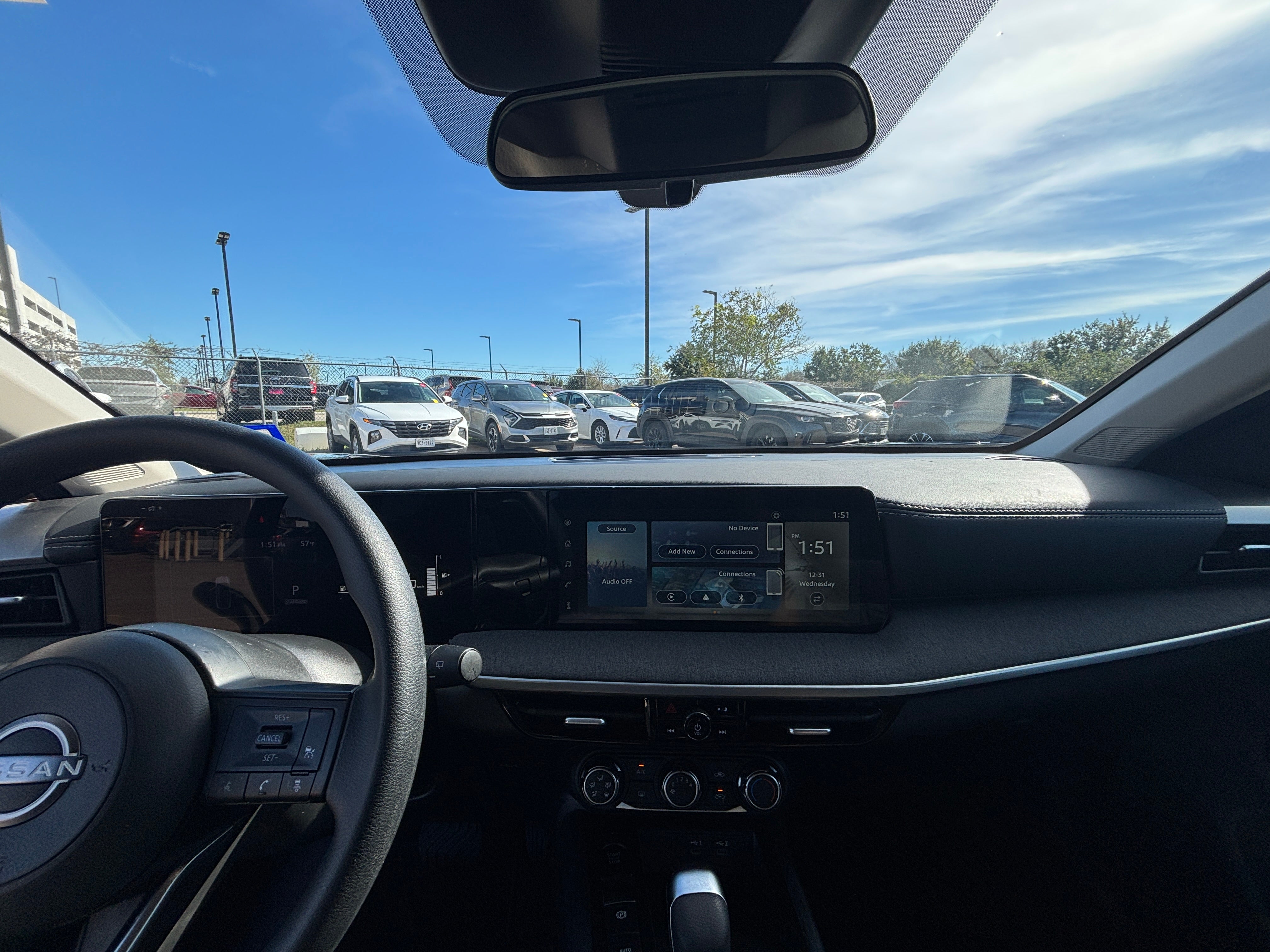 Thumbnail: 2025 Nissan Kicks - 3