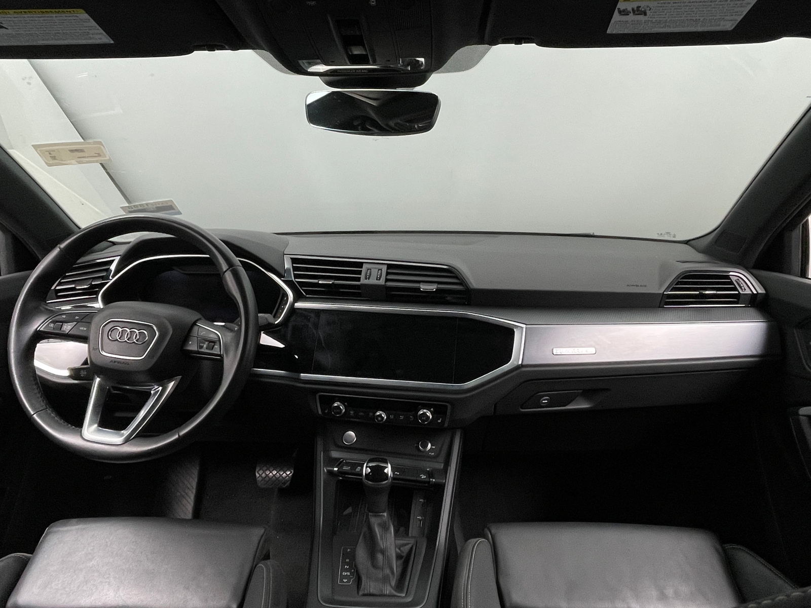 Thumbnail: 2020 Audi Q3 - 2