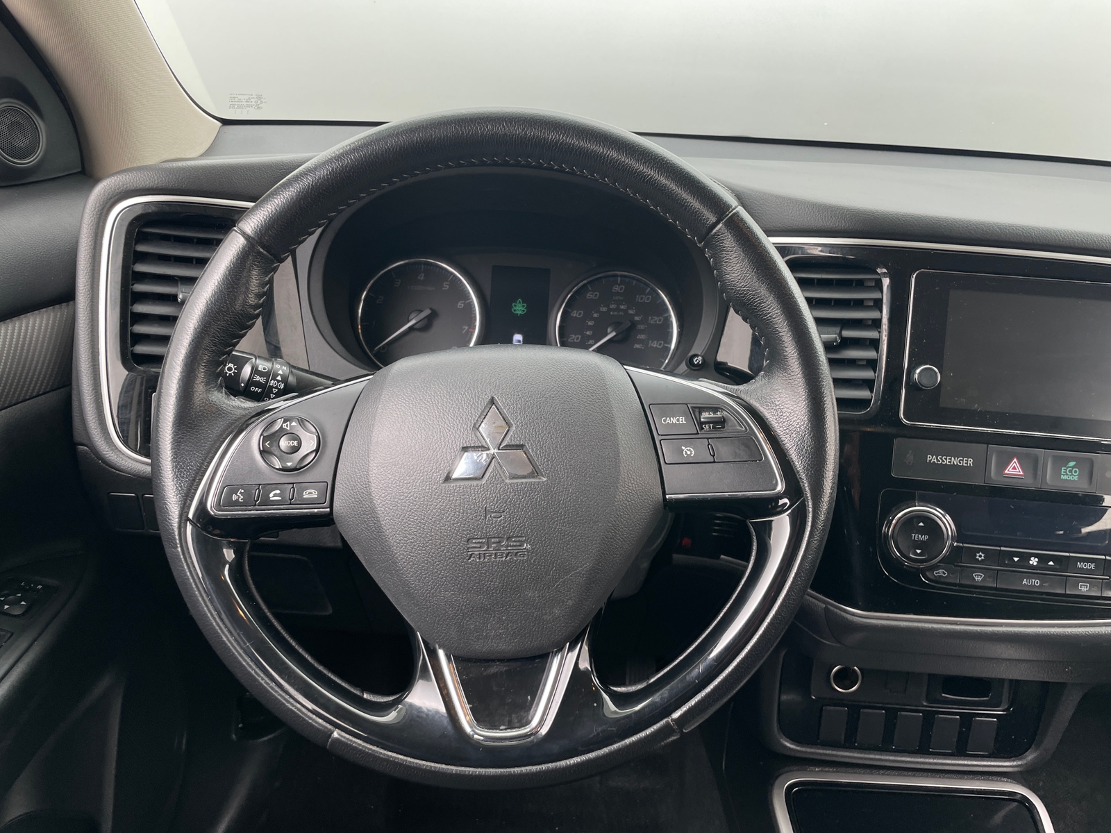 Thumbnail: 2018 Mitsubishi Outlander - 5