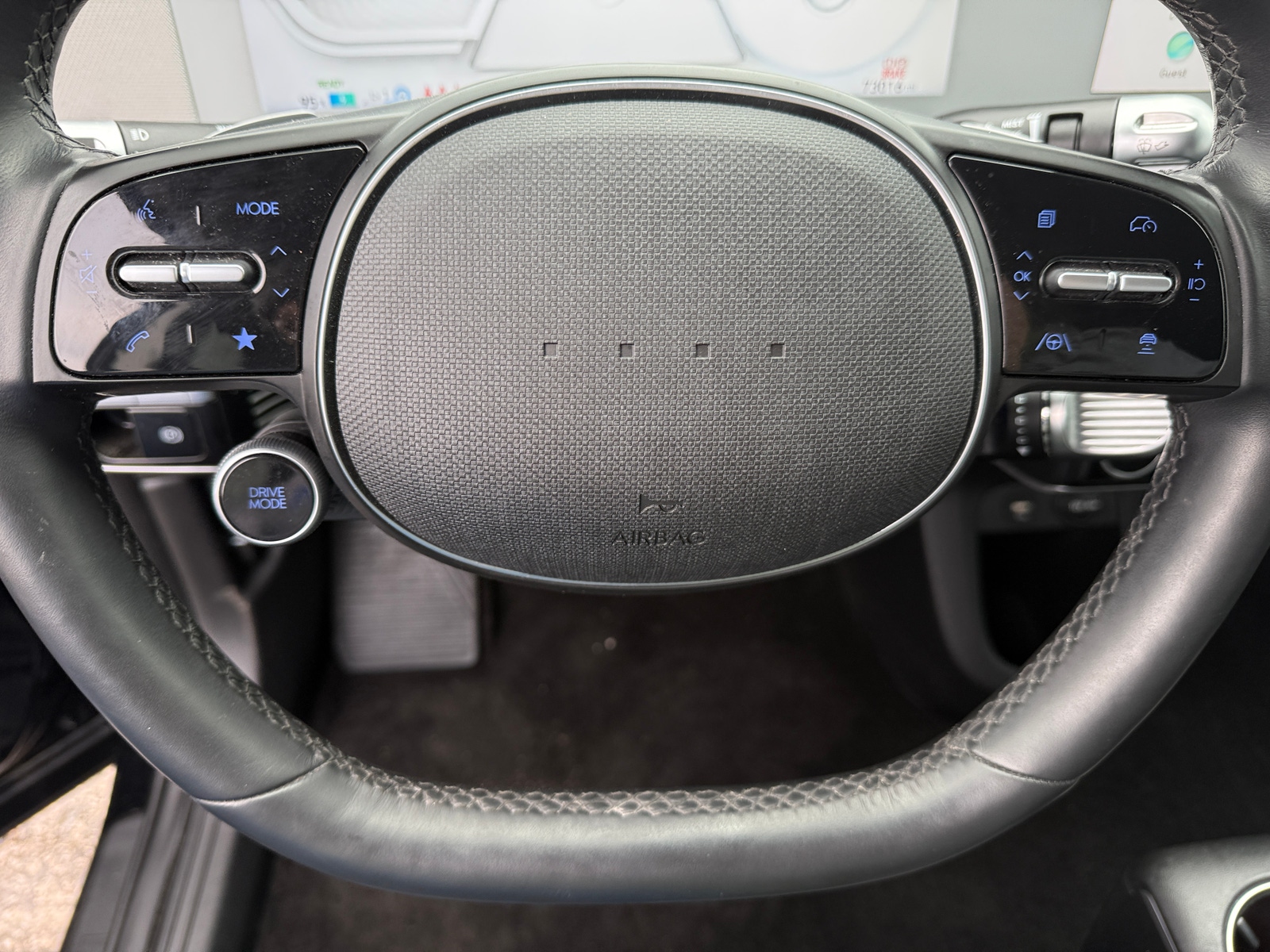 Thumbnail: 2023 Hyundai Ioniq 5 - 4