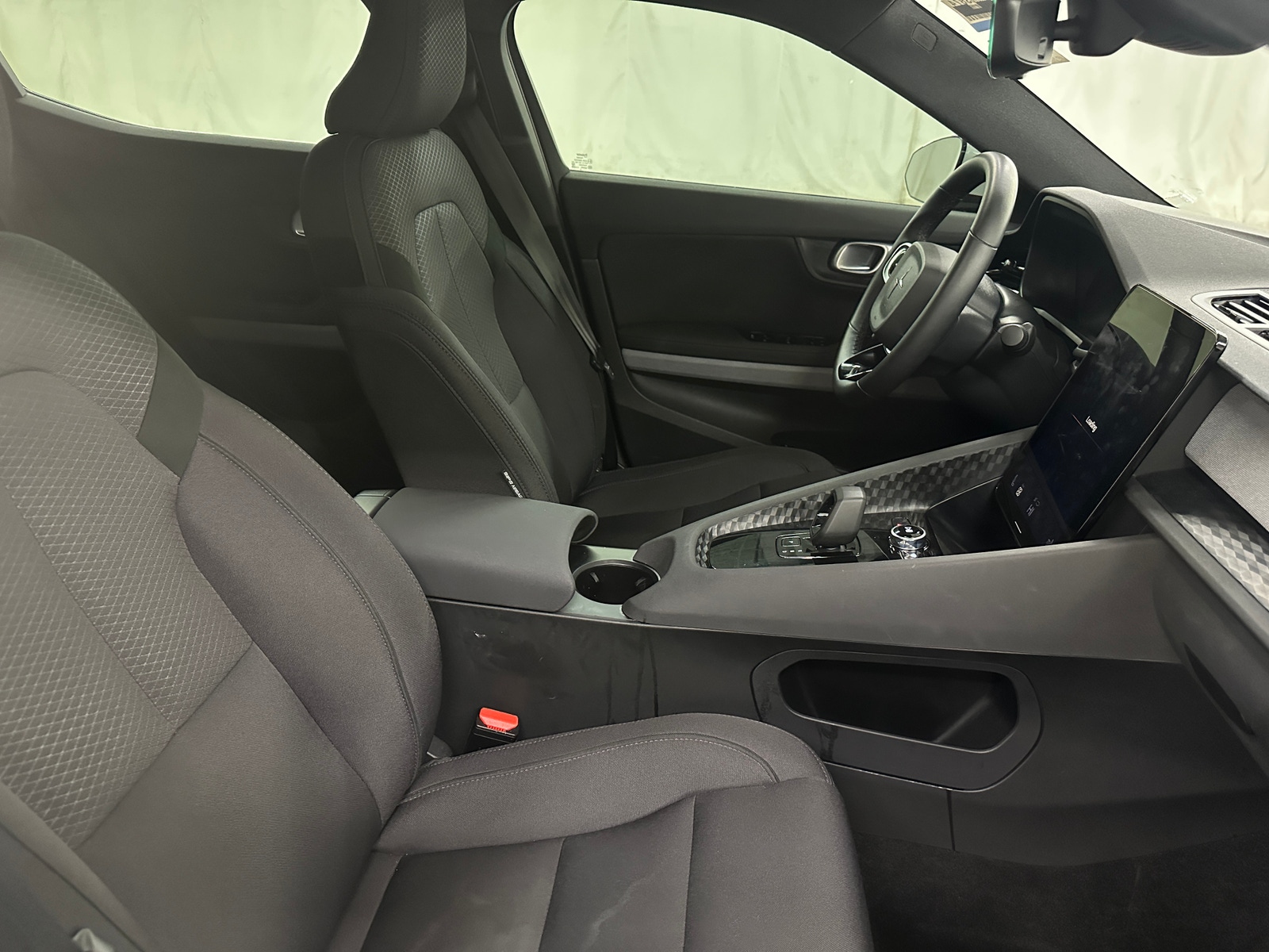 Thumbnail: 2022 Polestar 2 - 2