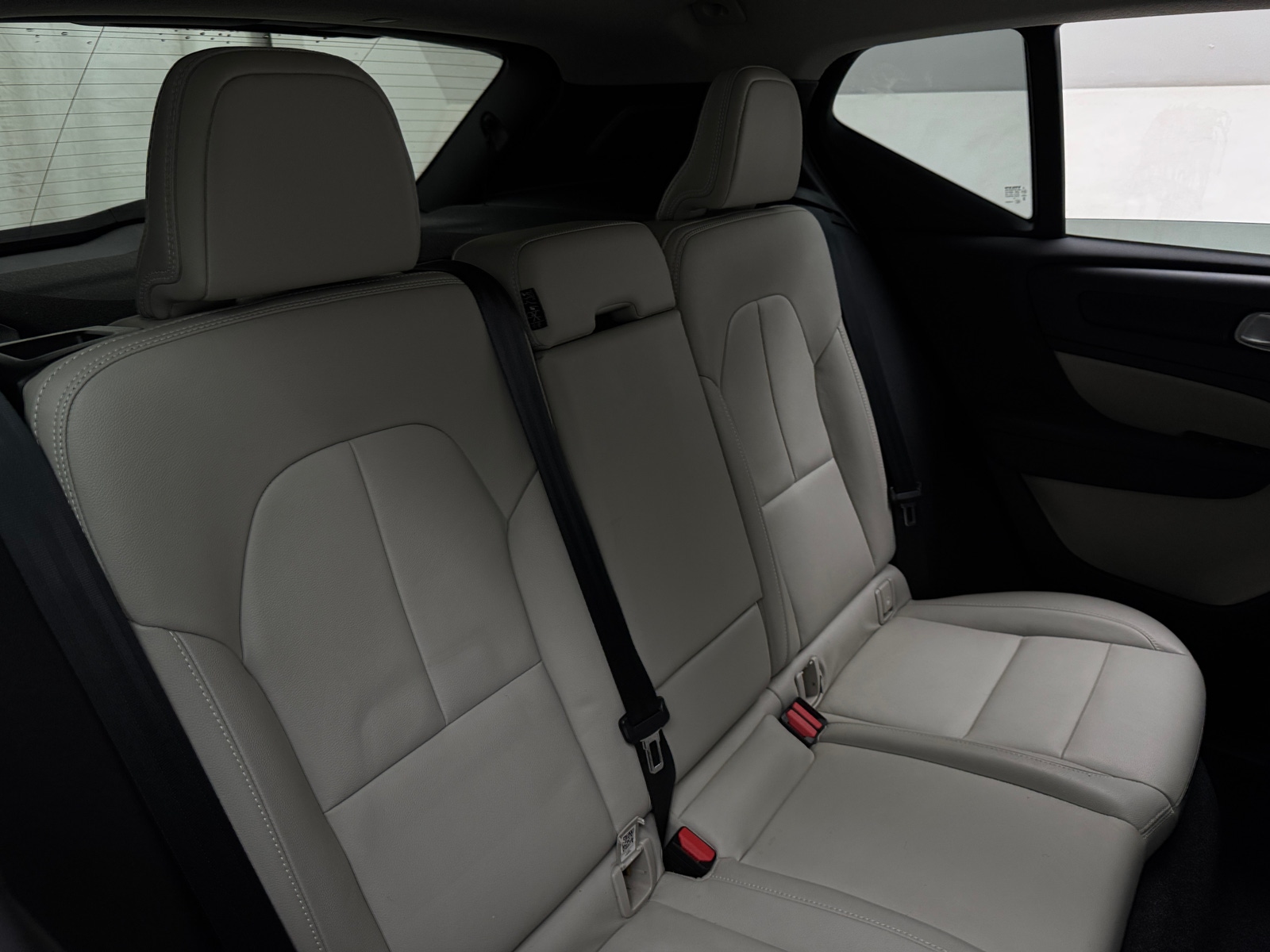 Thumbnail: 2021 Volvo XC40 - 5