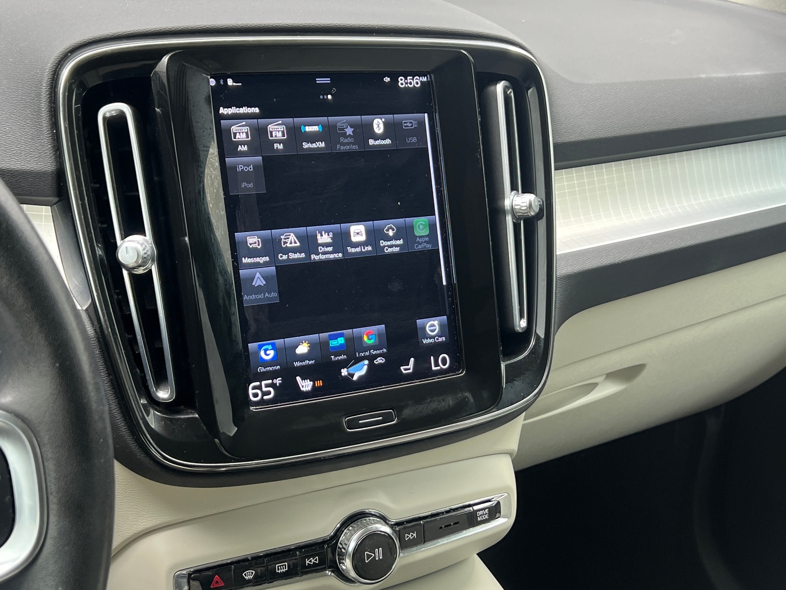 Thumbnail: 2021 Volvo XC40 - 3