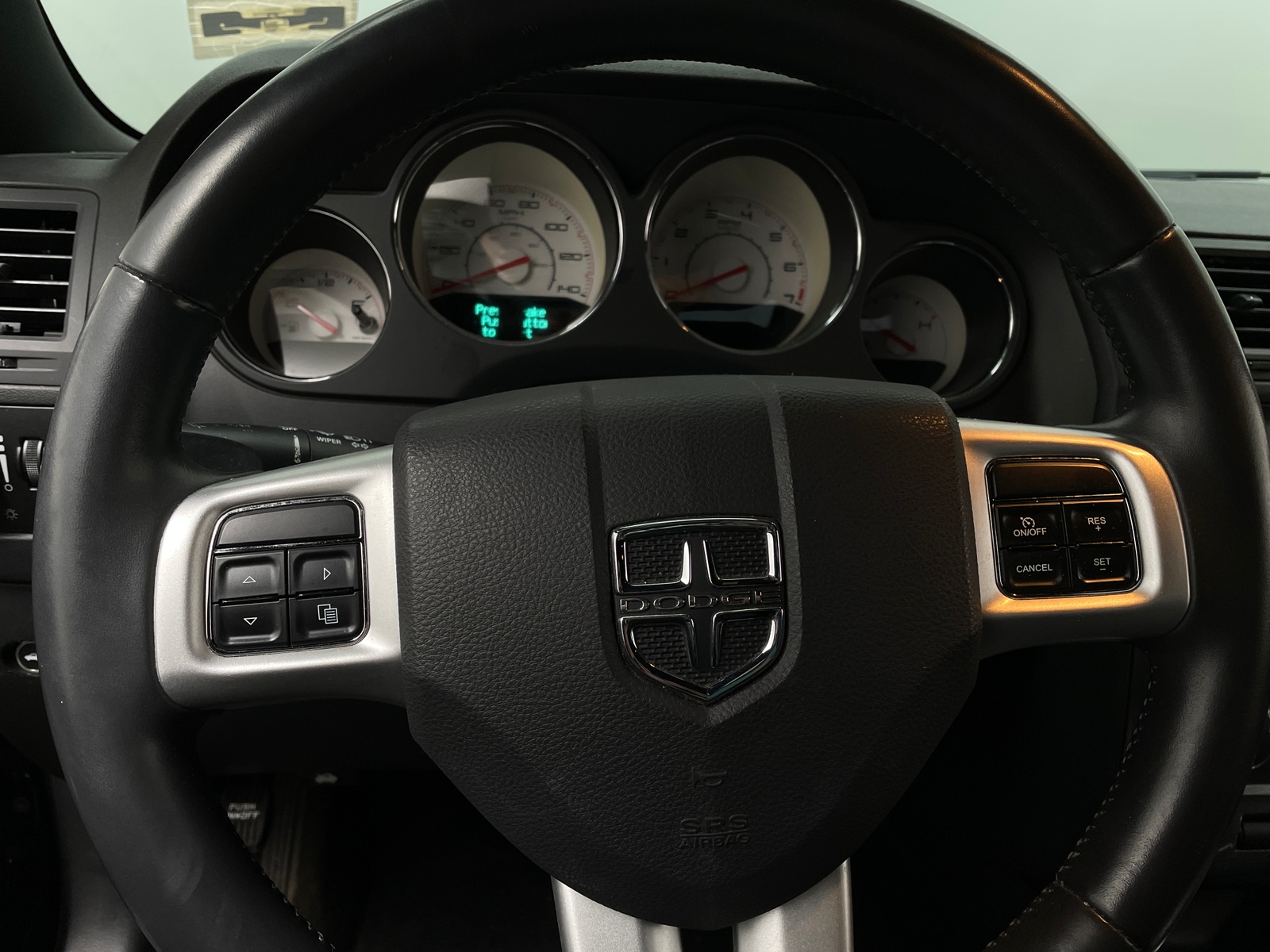 Thumbnail: 2014 Dodge Challenger - 4