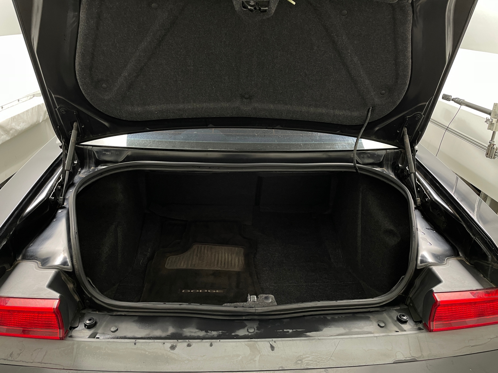 Thumbnail: 2014 Dodge Challenger - 5