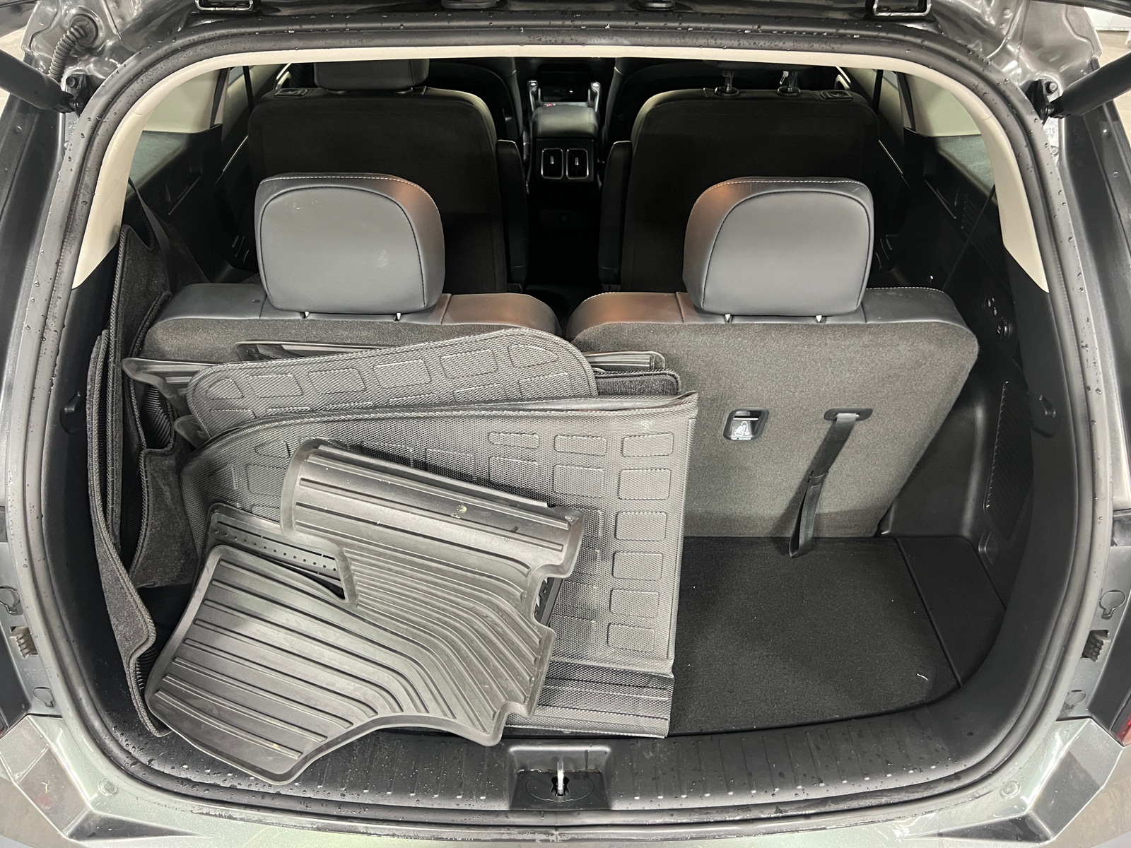 Thumbnail: 2025 Kia Sorento - 6