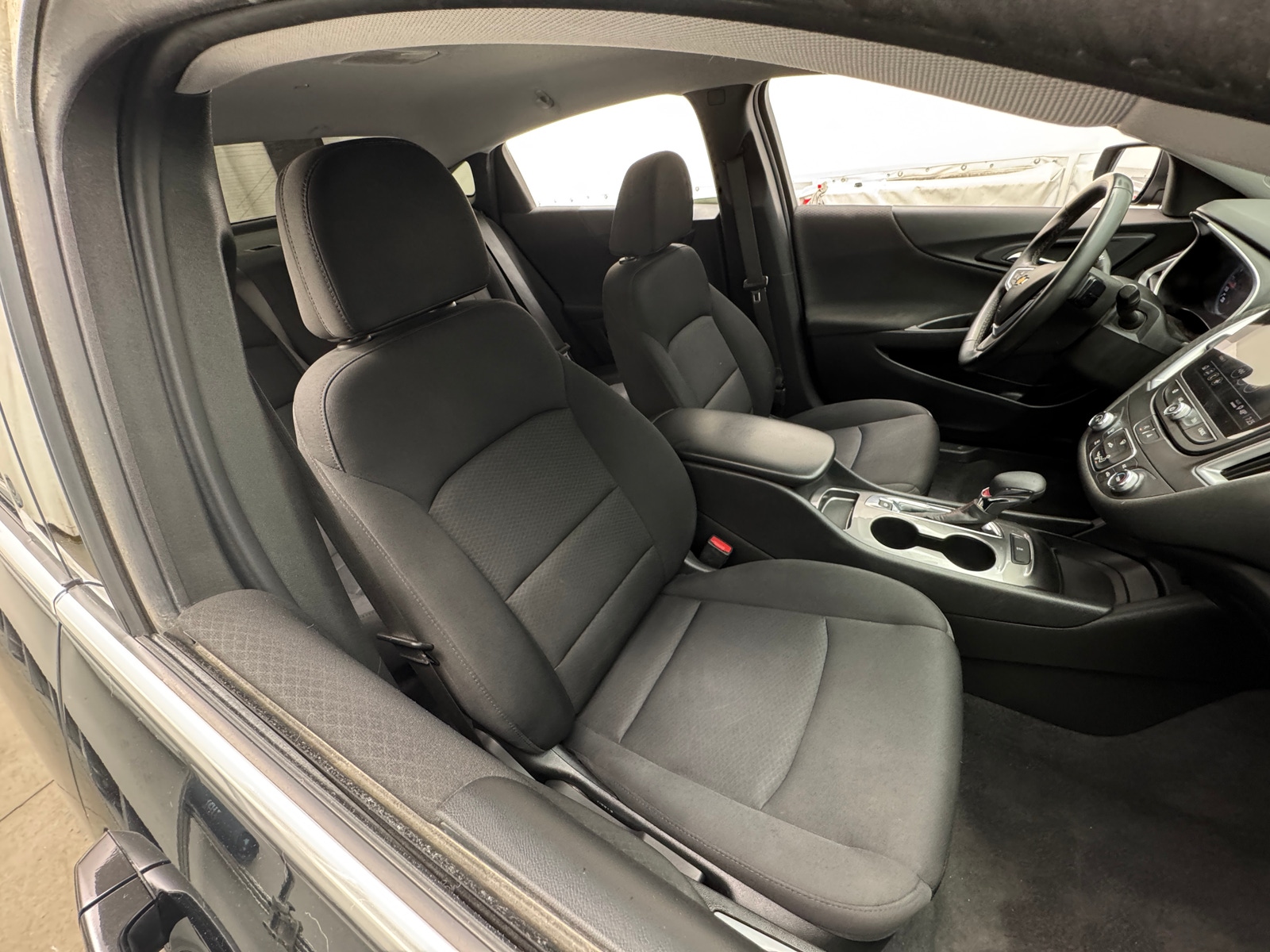 Thumbnail: 2023 Chevrolet Malibu - 2